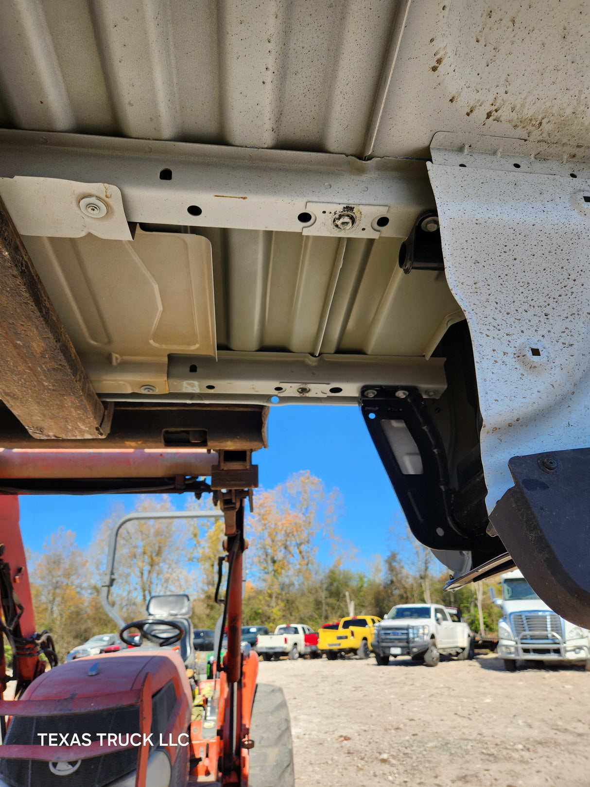 2019-2025 Chevrolet Silverado 2500 3500 HD 6' 6" Short Truck Bed