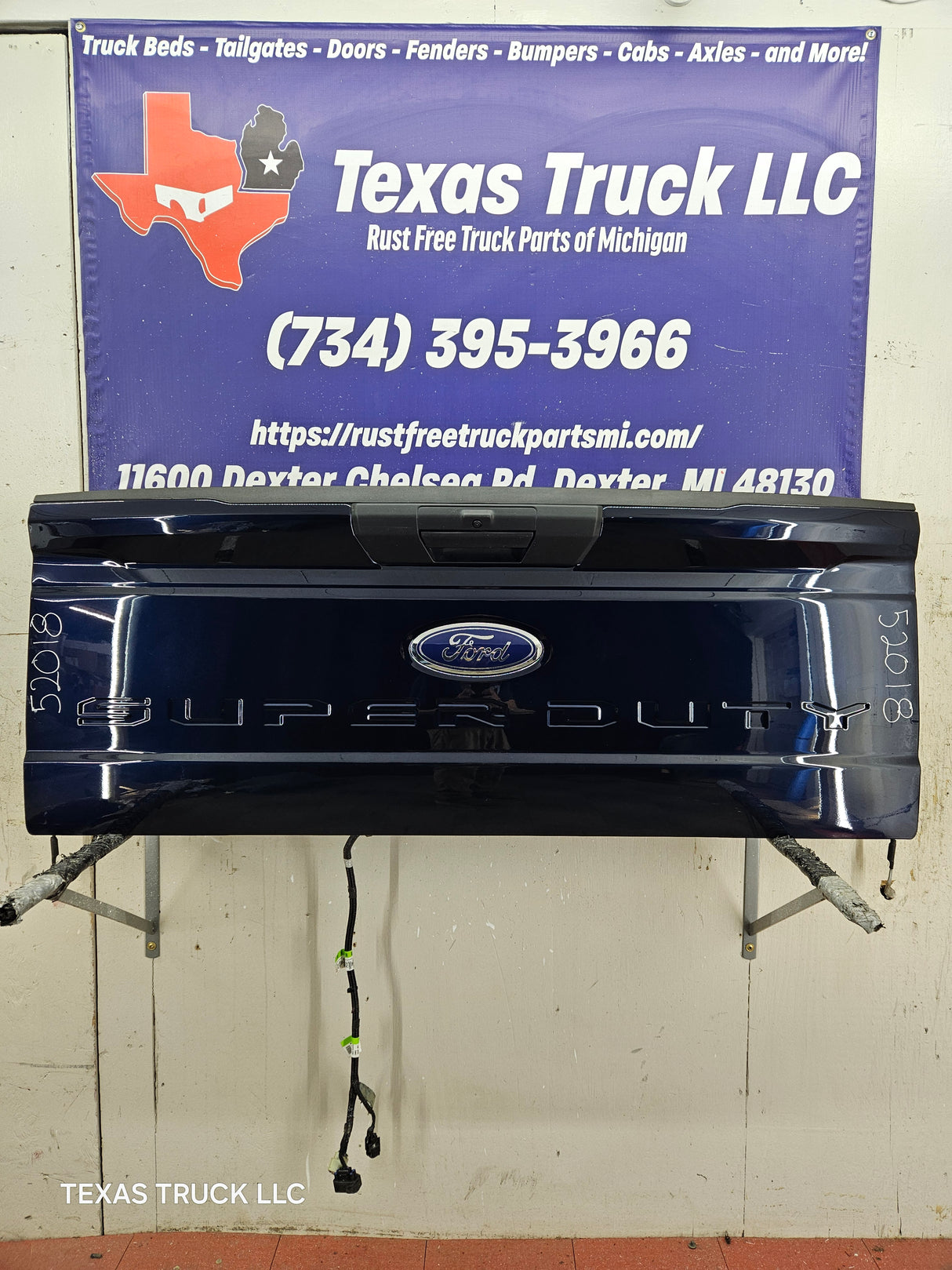 2023-2025 Ford Super Duty F250 F350 F450 F550 Tailgate With Camera