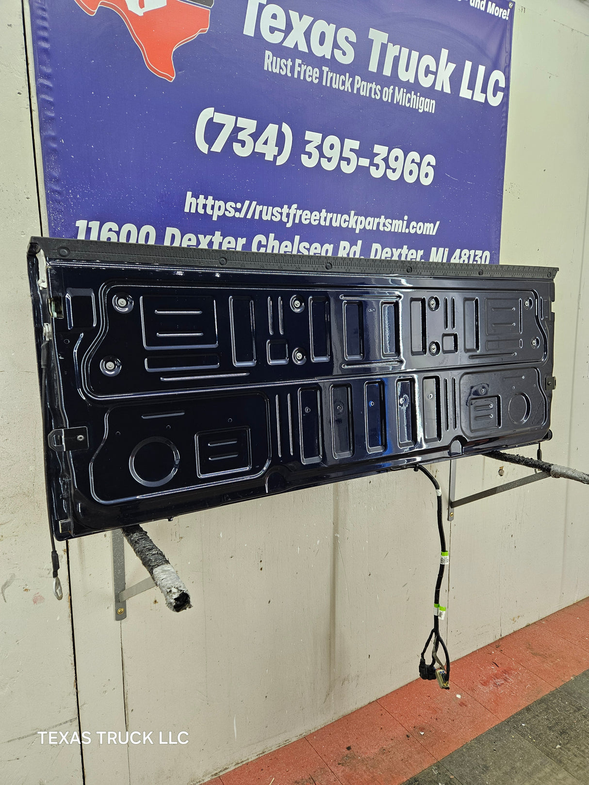 2023-2025 Ford Super Duty F250 F350 F450 F550 Tailgate With Camera