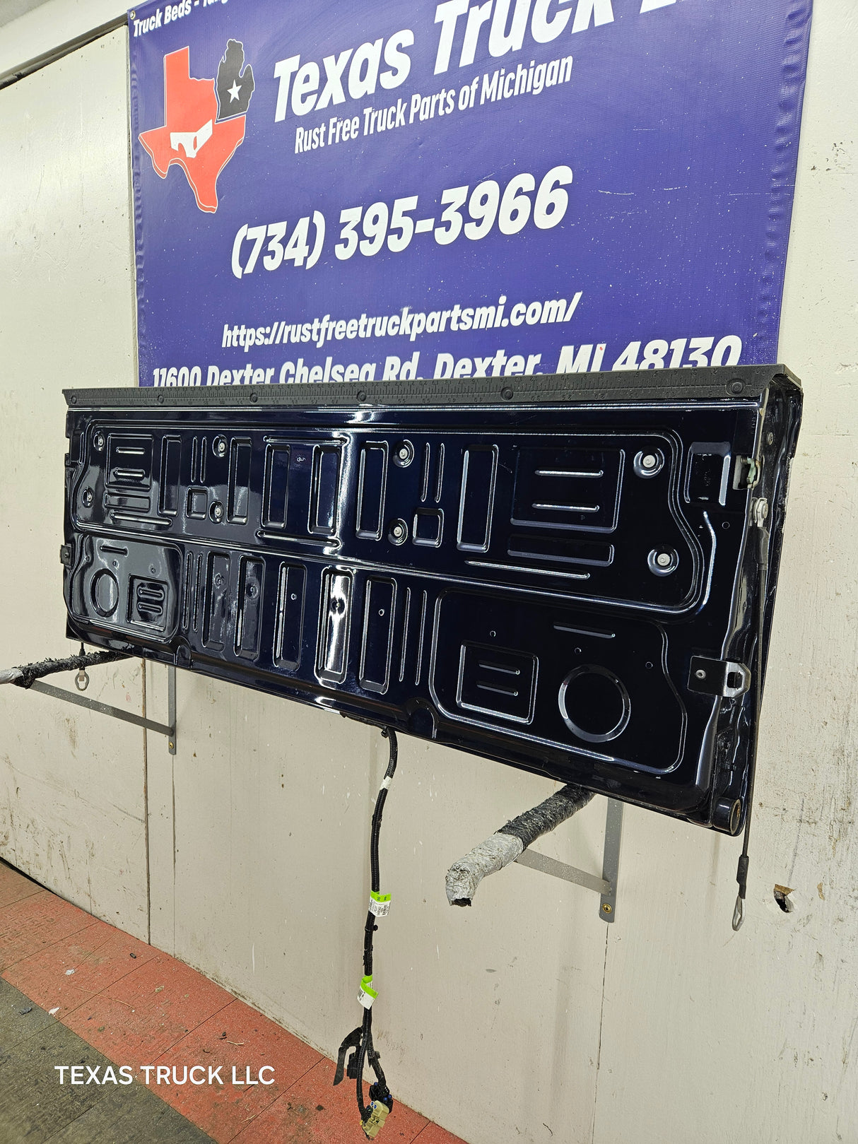 2023-2025 Ford Super Duty F250 F350 F450 F550 Tailgate With Camera