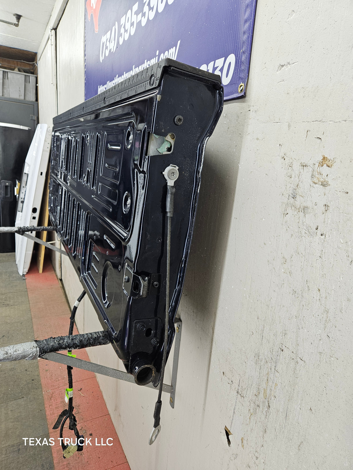 2023-2025 Ford Super Duty F250 F350 F450 F550 Tailgate With Camera