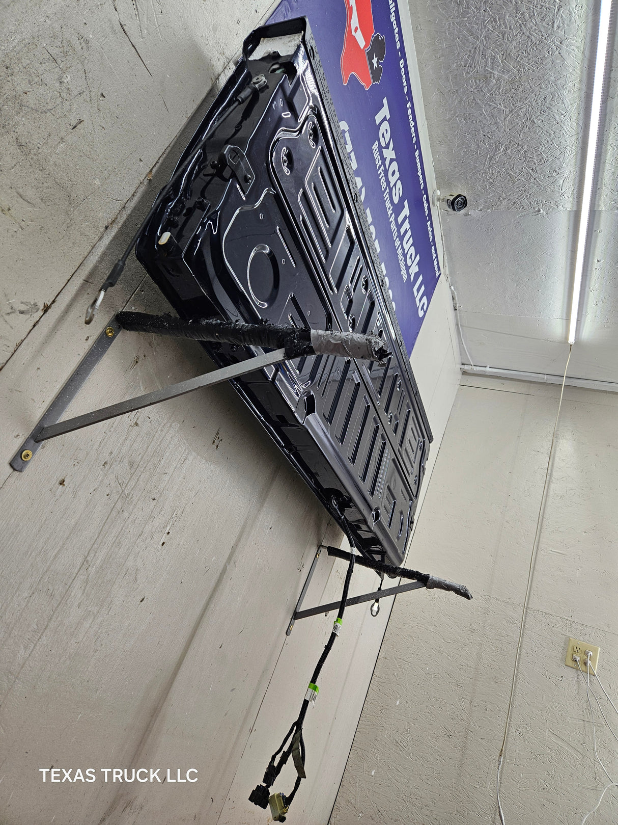 2023-2025 Ford Super Duty F250 F350 F450 F550 Tailgate With Camera