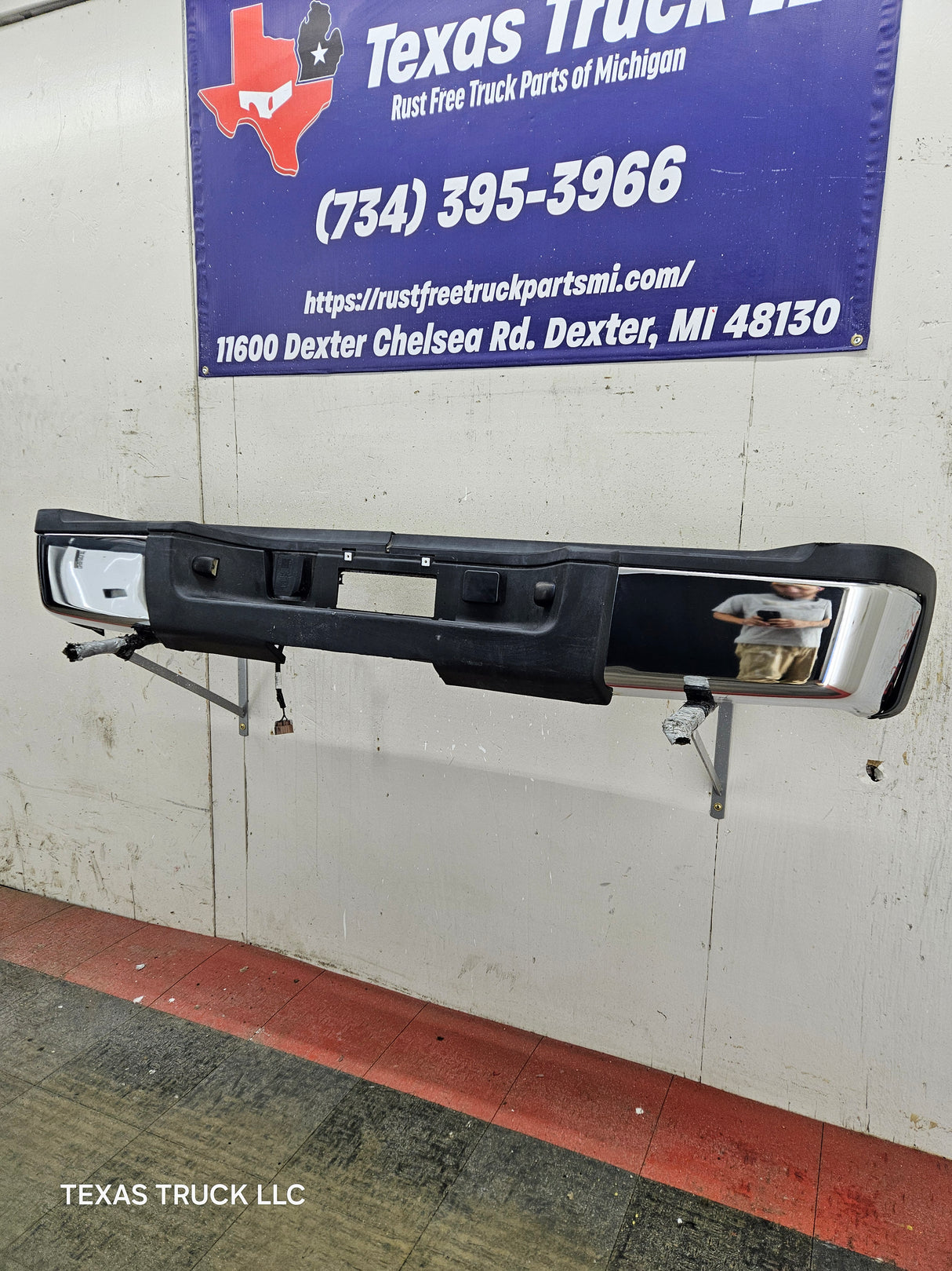 2011-2014 Chevrolet Silverado / GMC Sierra 2500 3500 HD Rear Bumper