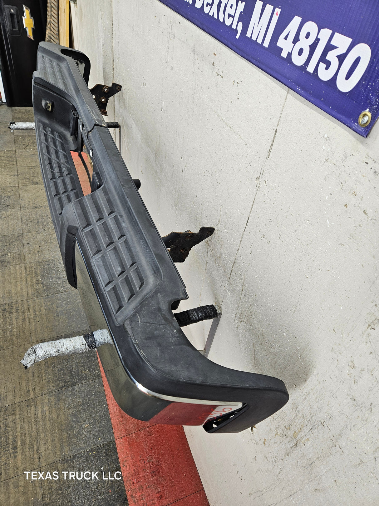 2011-2014 Chevrolet Silverado / GMC Sierra 2500 3500 HD Rear Bumper