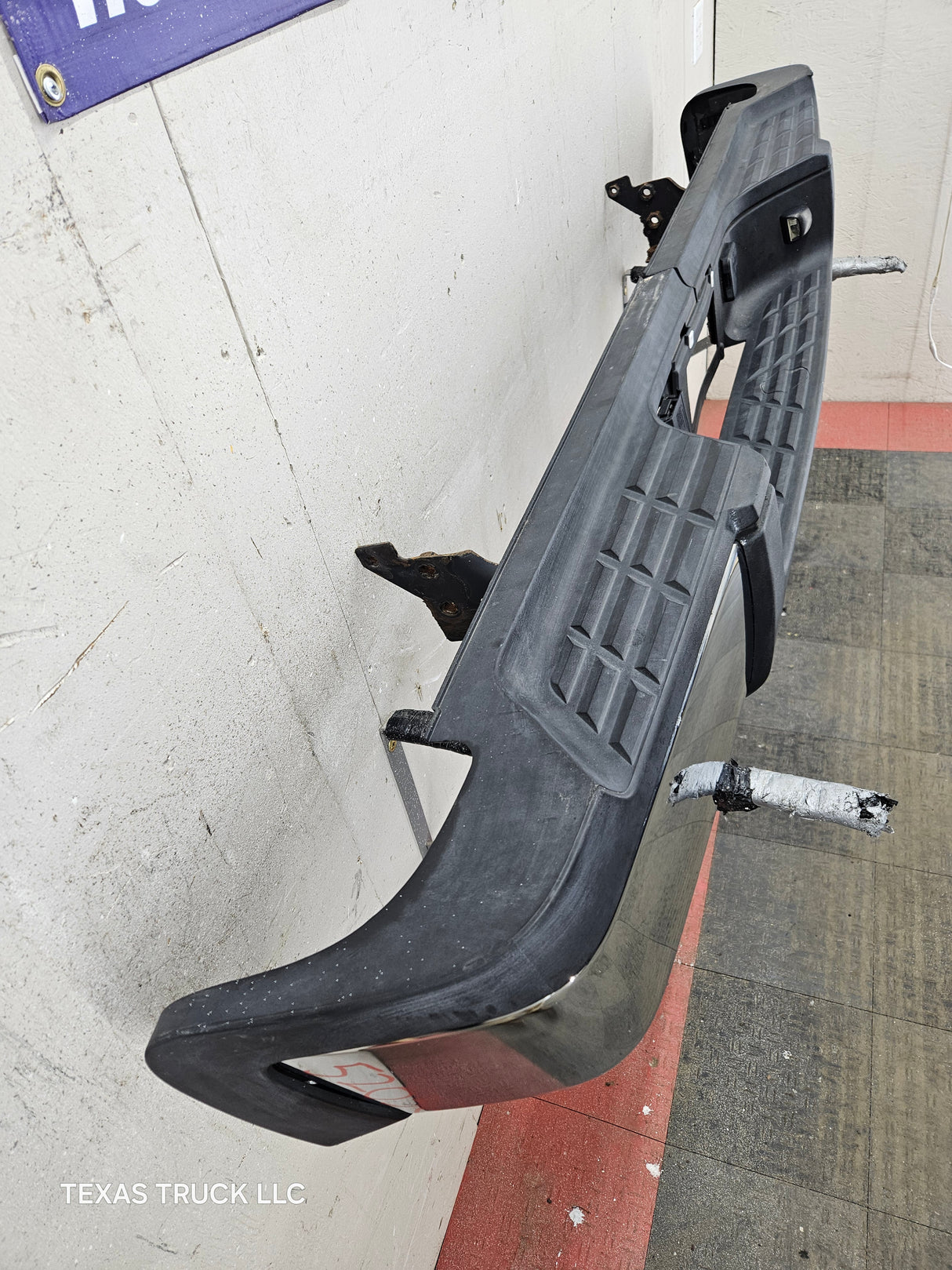 2011-2014 Chevrolet Silverado / GMC Sierra 2500 3500 HD Rear Bumper