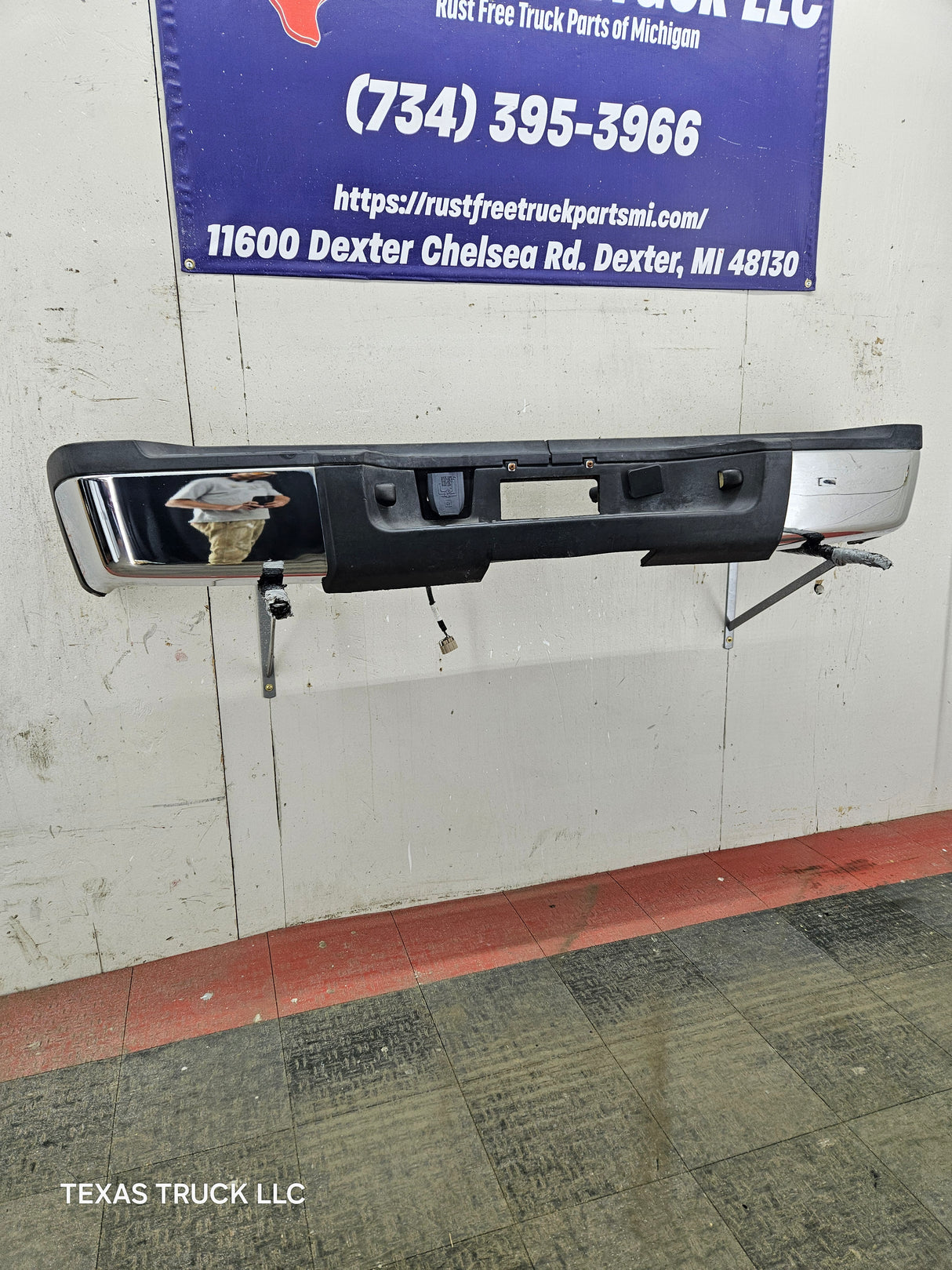 2011-2014 Chevrolet Silverado / GMC Sierra 2500 3500 HD Rear Bumper