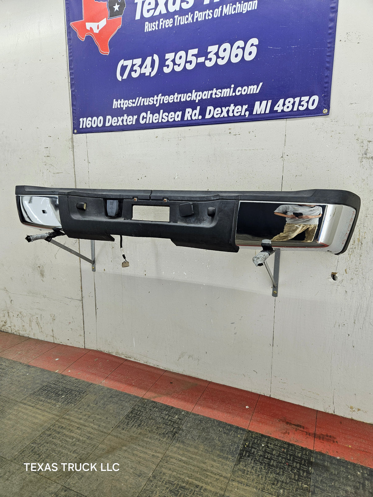 2011-2014 Chevrolet Silverado / GMC Sierra 2500 3500 HD Rear Bumper