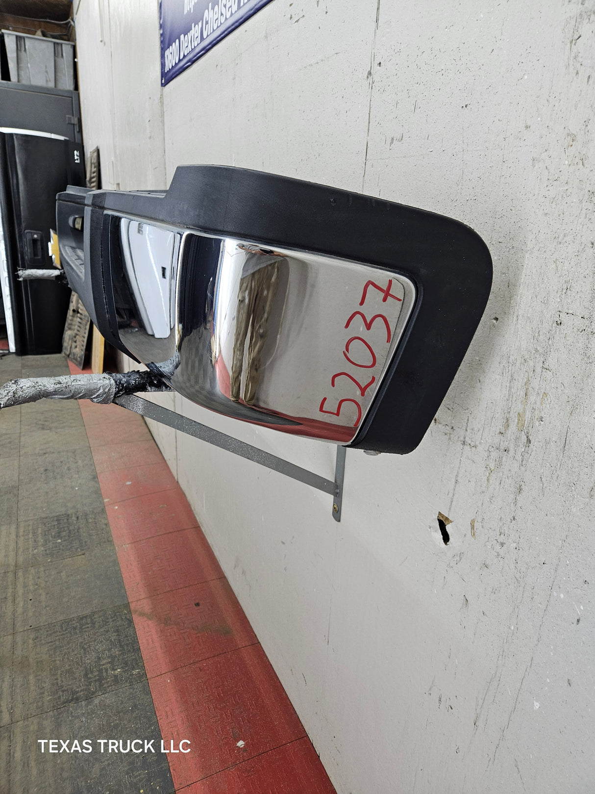 2011-2014 Chevrolet Silverado / GMC Sierra 2500 3500 HD Rear Bumper