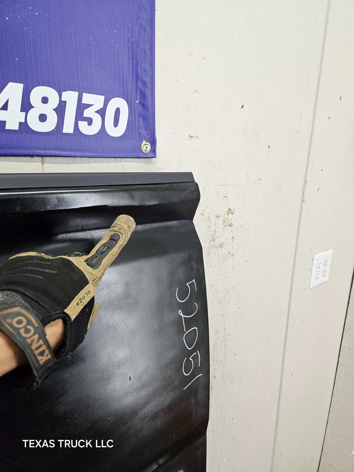 2014-2019 Chevrolet Silverado / GMC Sierra 1500 2500 3500 HD Tailgate