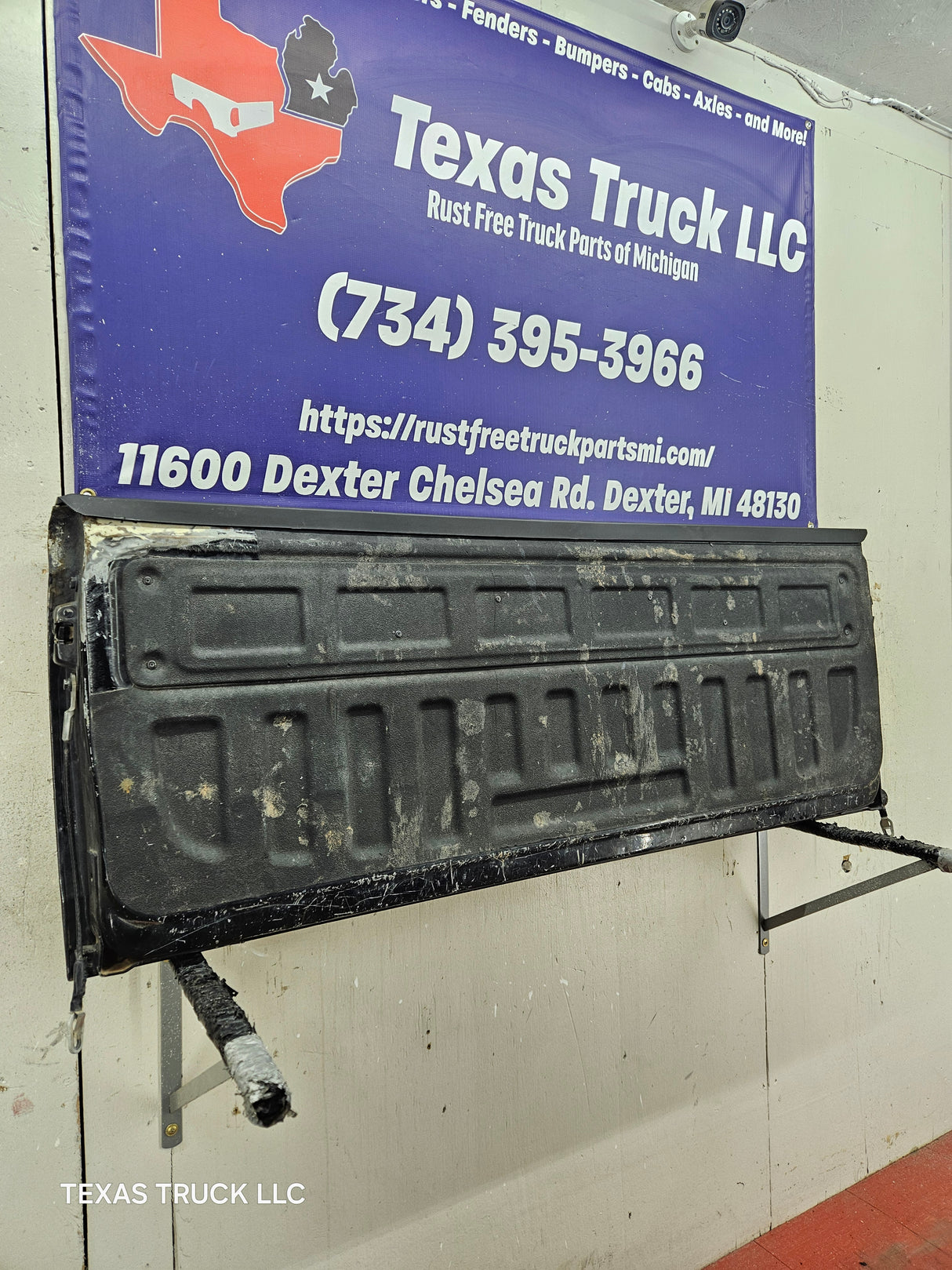 2014-2019 Chevrolet Silverado / GMC Sierra 1500 2500 3500 HD Tailgate