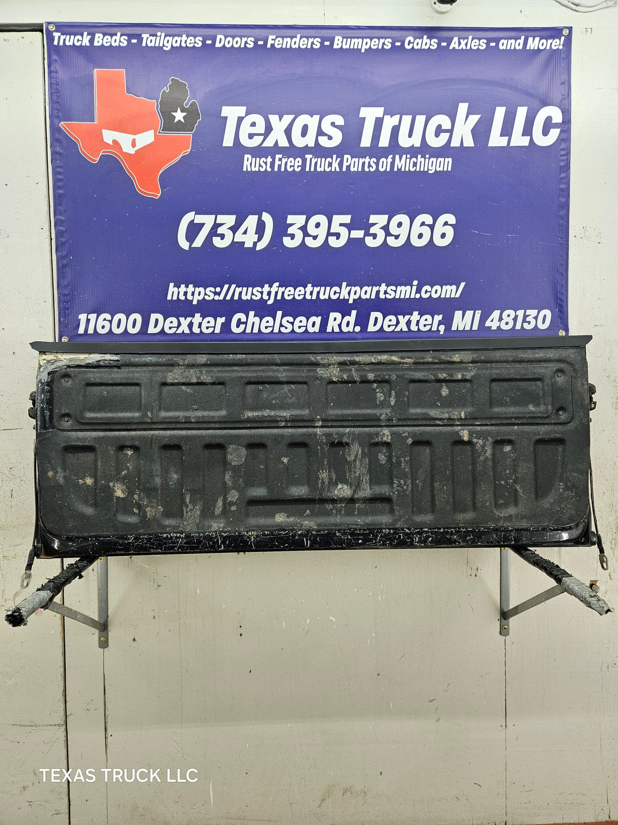 2014-2019 Chevrolet Silverado / GMC Sierra 1500 2500 3500 HD Tailgate