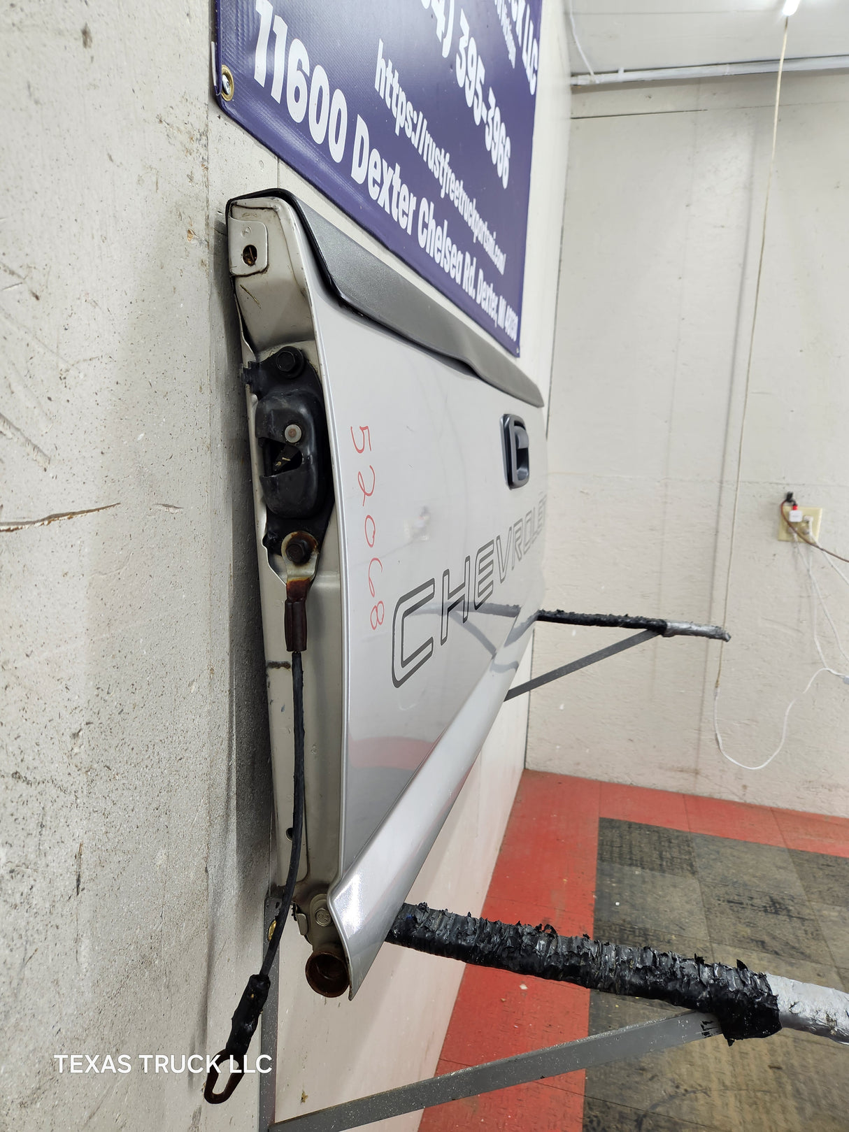 1999-2007 Chevrolet Silverado / GMC Sierra 1500 2500 3500 Tailgate - Pewter