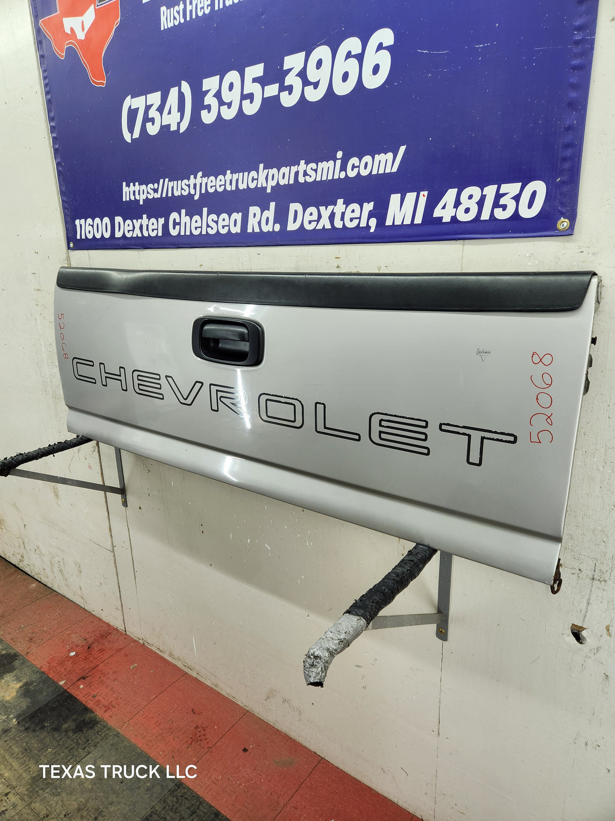 1999-2007 Chevrolet Silverado / GMC Sierra 1500 2500 3500 Tailgate - Pewter