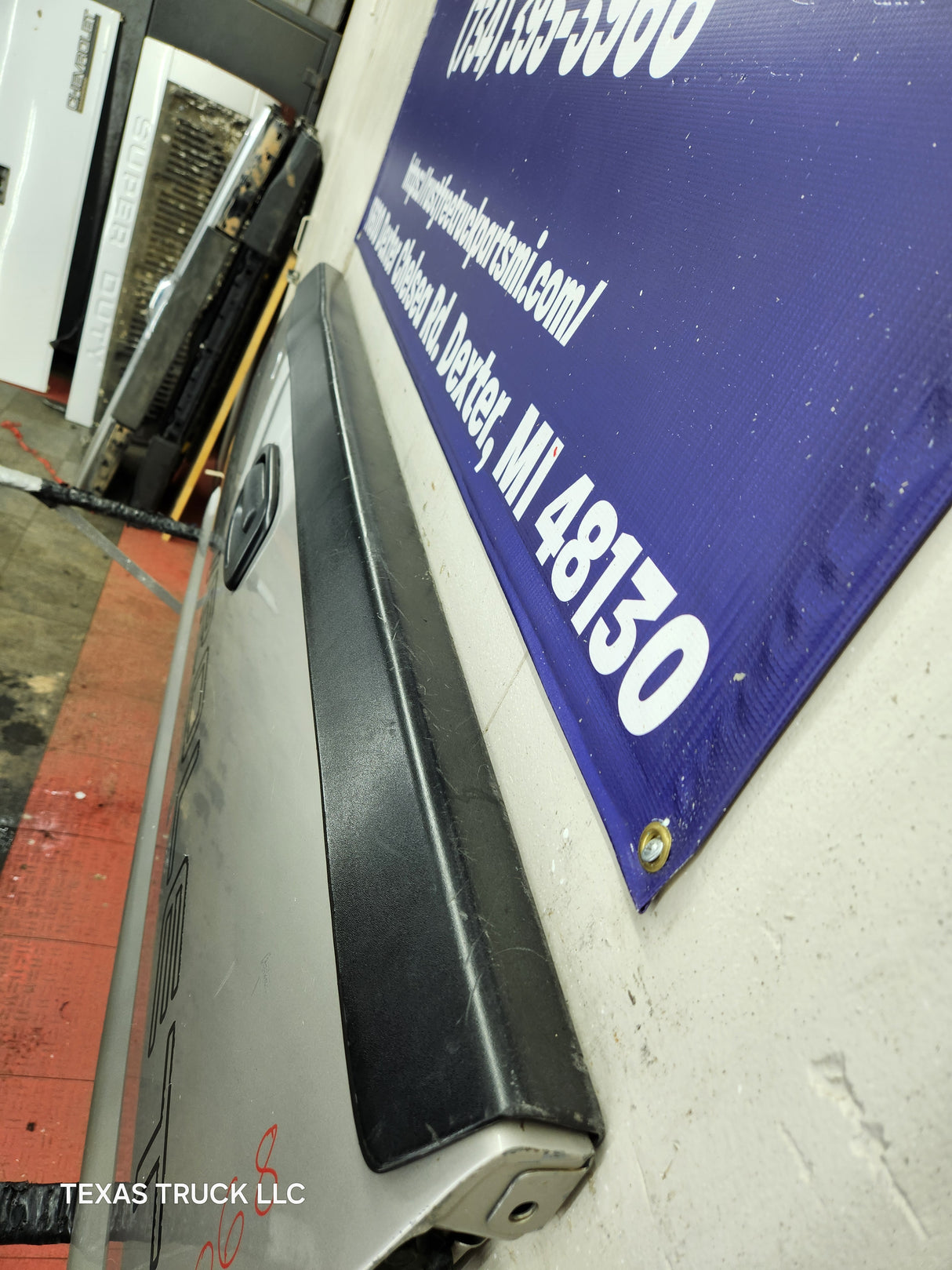 1999-2007 Chevrolet Silverado / GMC Sierra 1500 2500 3500 Tailgate - Pewter