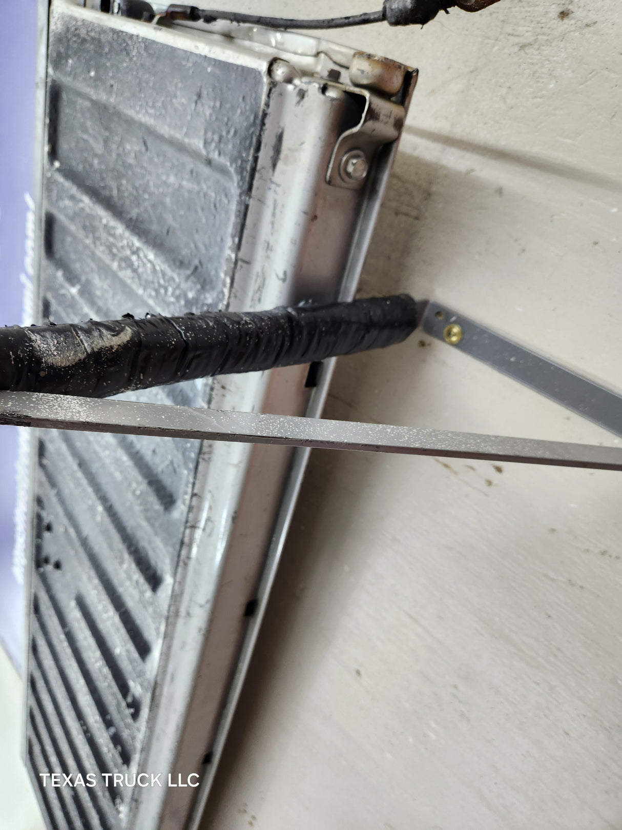 1999-2007 Chevrolet Silverado / GMC Sierra 1500 2500 3500 Tailgate - Pewter