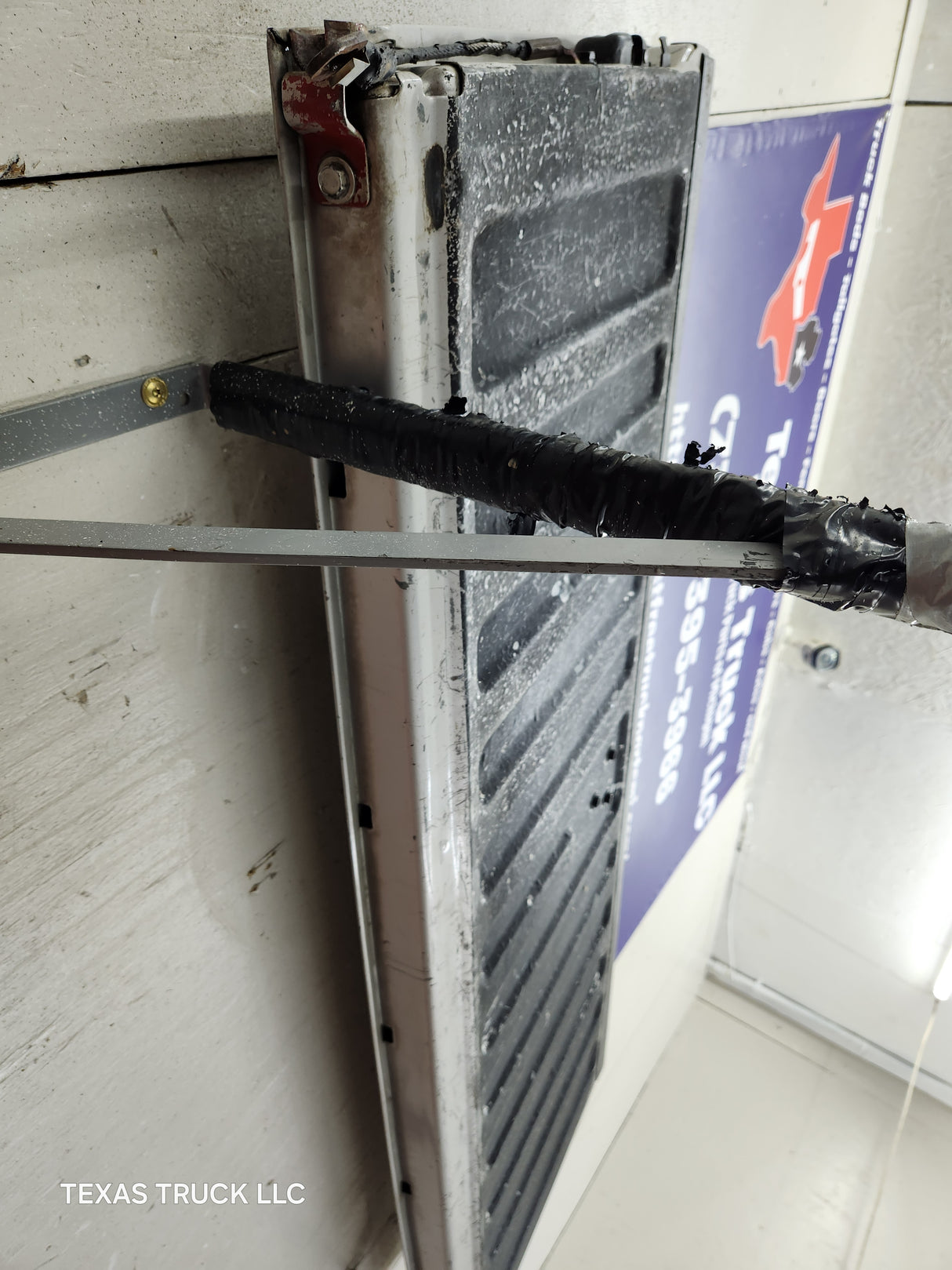 1999-2007 Chevrolet Silverado / GMC Sierra 1500 2500 3500 Tailgate - Pewter