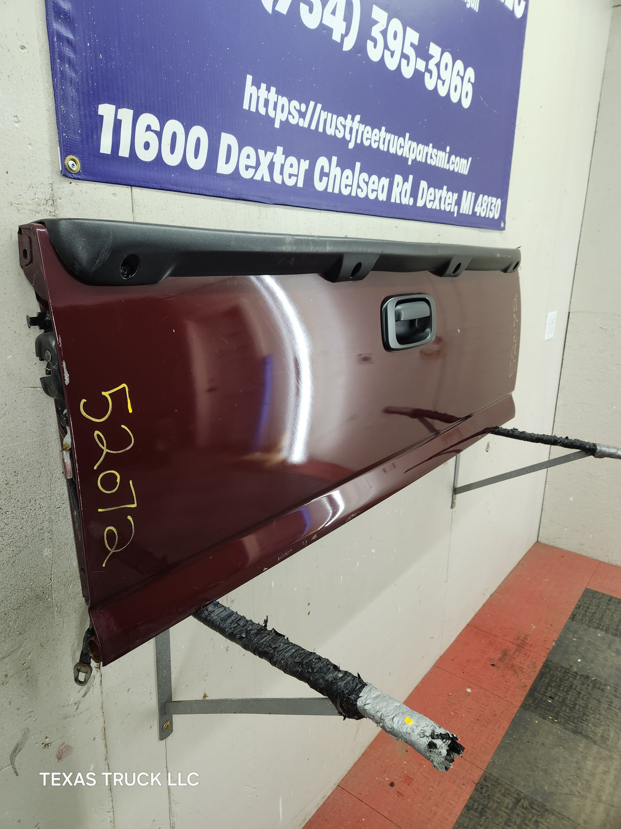 1999-2007 Chevrolet Silverado / GMC Sierra 1500 2500 3500 Tailgate