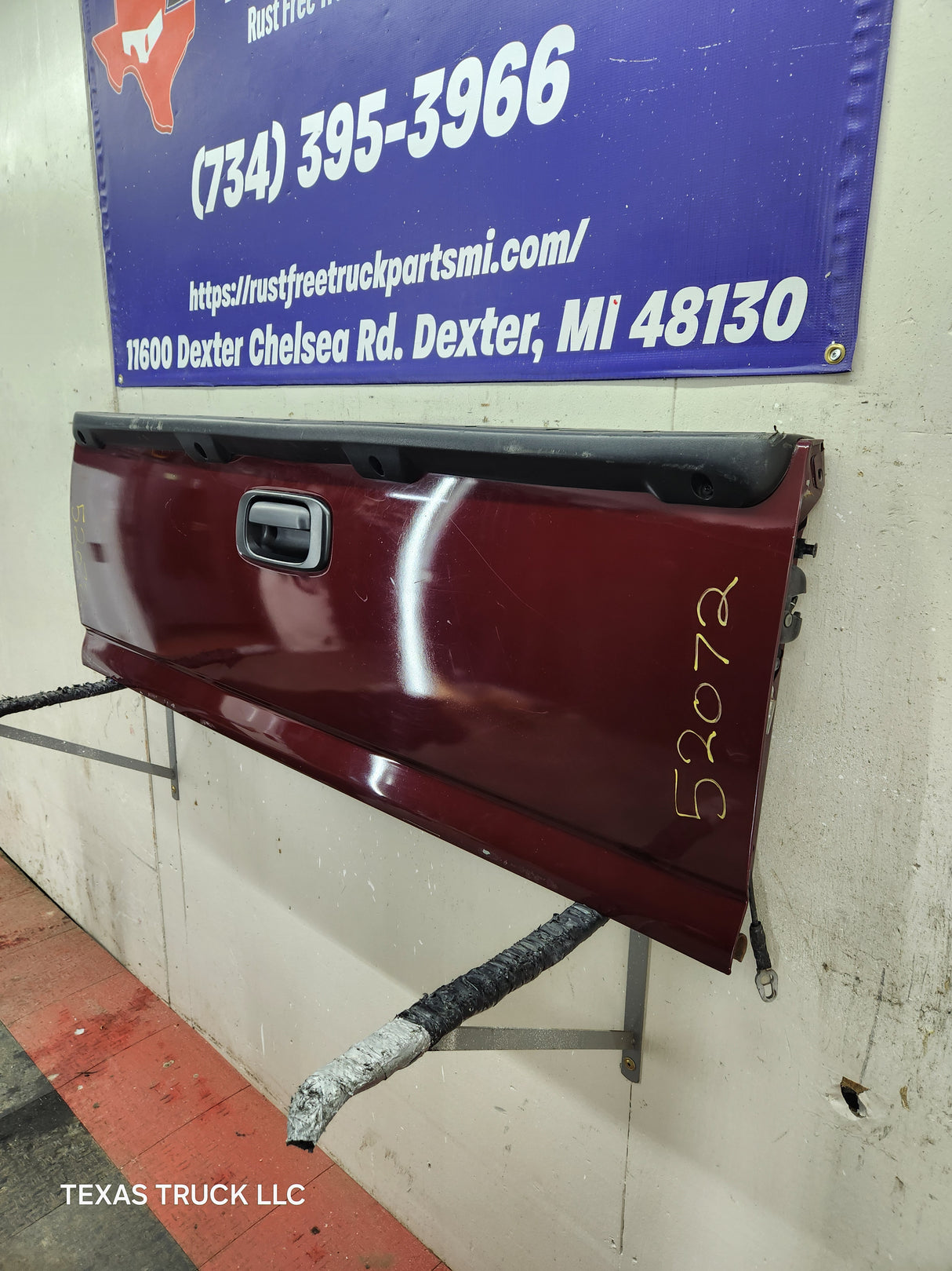 1999-2007 Chevrolet Silverado / GMC Sierra 1500 2500 3500 Tailgate