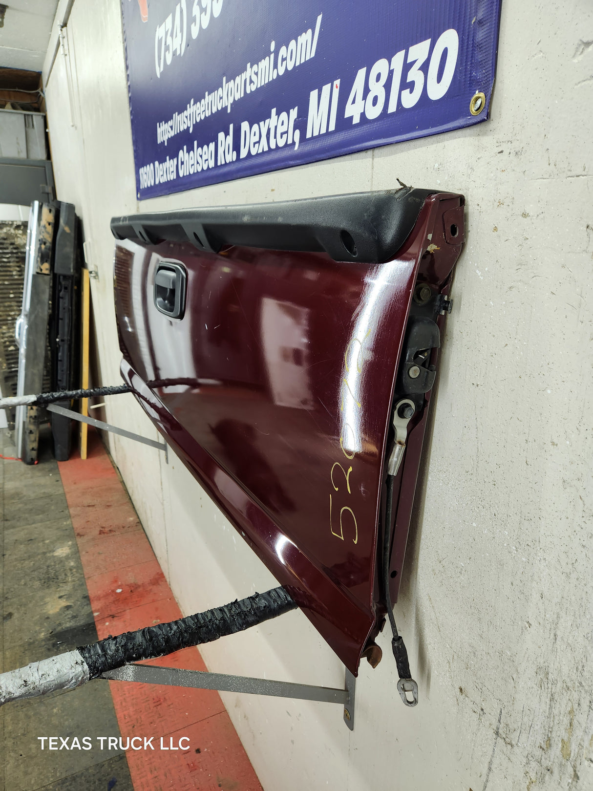 1999-2007 Chevrolet Silverado / GMC Sierra 1500 2500 3500 Tailgate