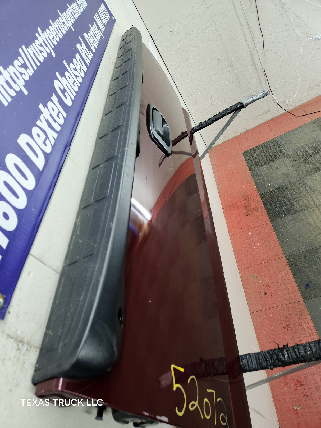 1999-2007 Chevrolet Silverado / GMC Sierra 1500 2500 3500 Tailgate