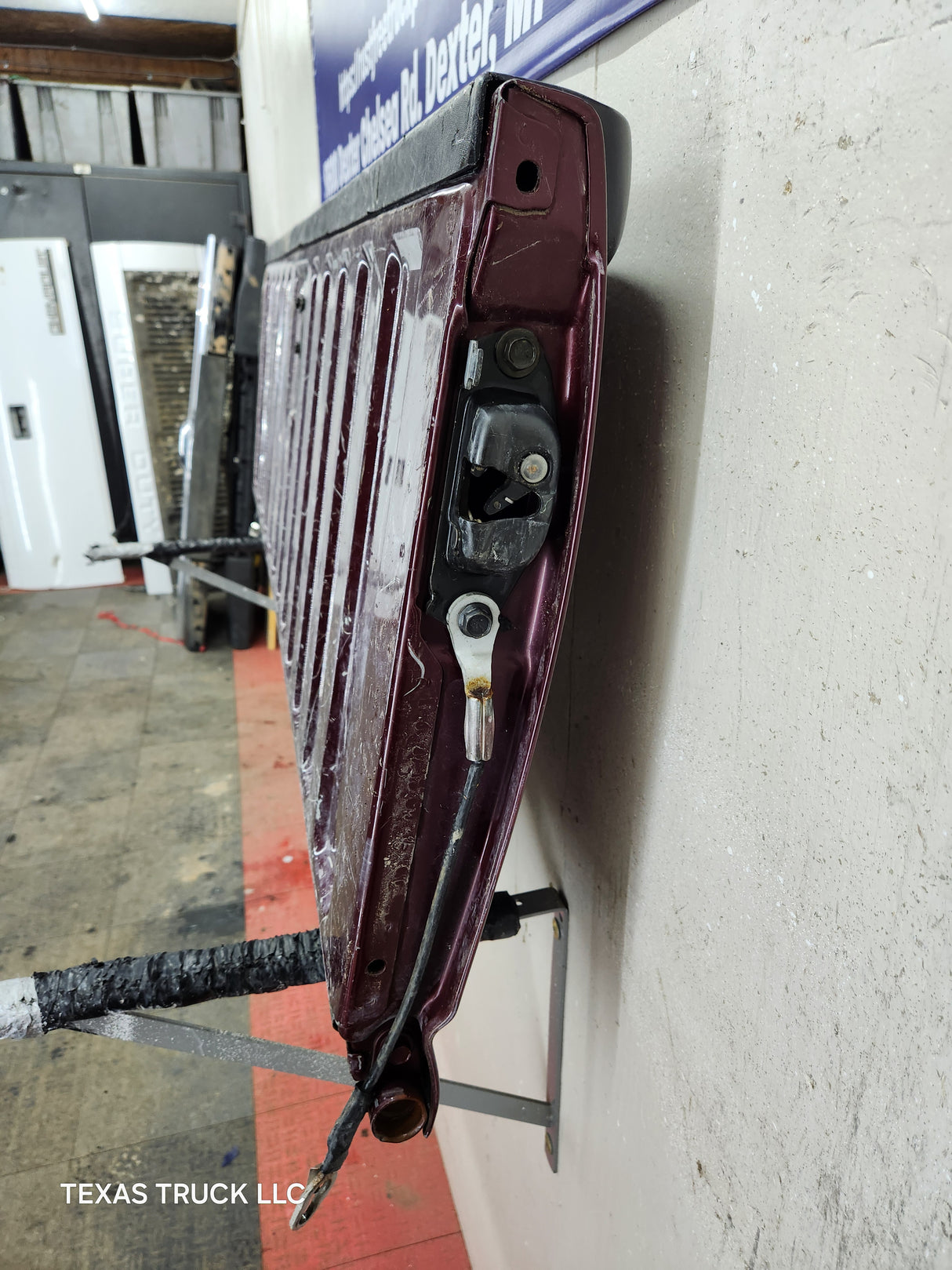 1999-2007 Chevrolet Silverado / GMC Sierra 1500 2500 3500 Tailgate