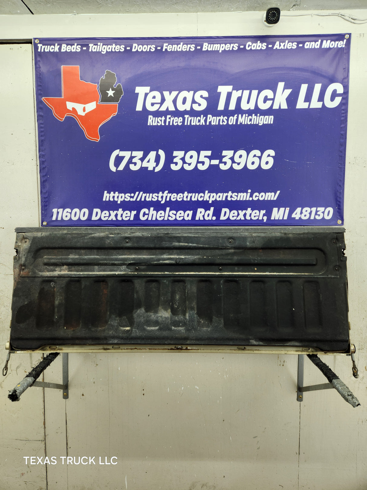 1997-2003 F150 / 1999-2007 Ford F250 F350 F450 F550 Super Duty Tailgate