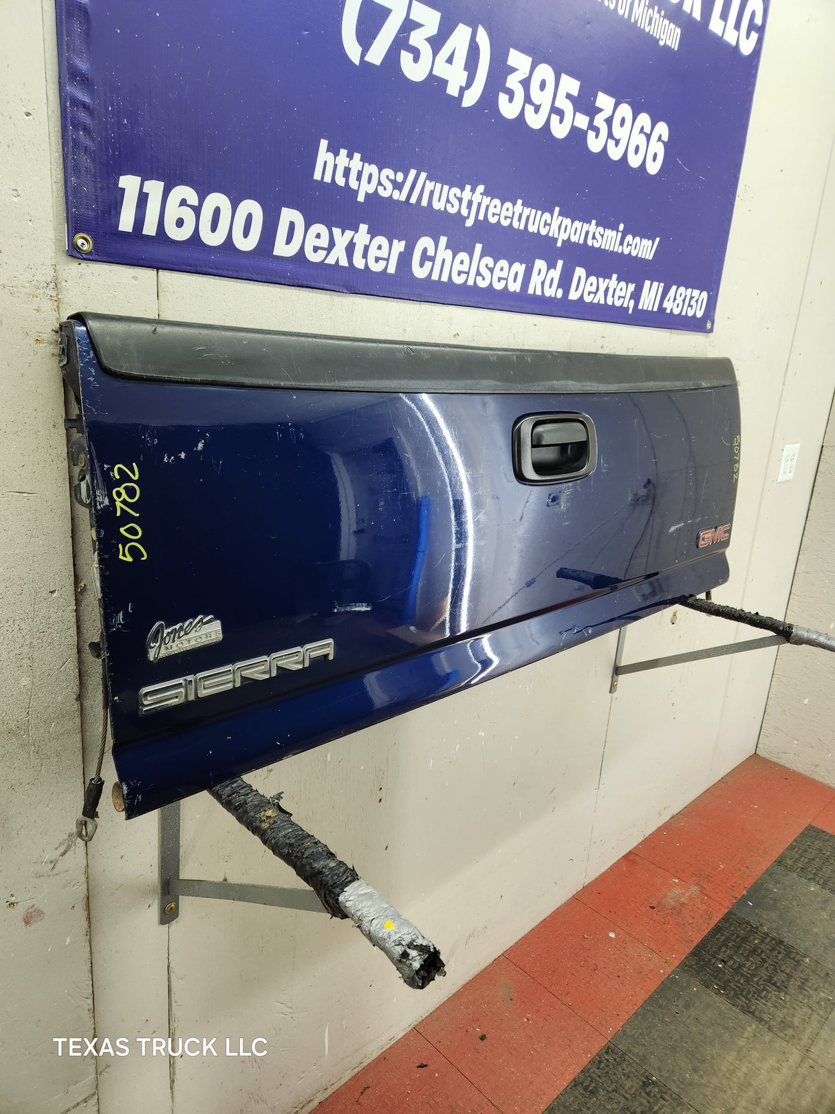 1999-2007 Chevrolet Silverado / GMC Sierra 1500 2500 3500 Tailgate