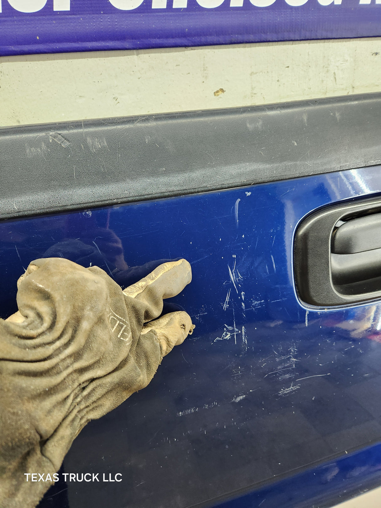 1999-2007 Chevrolet Silverado / GMC Sierra 1500 2500 3500 Tailgate