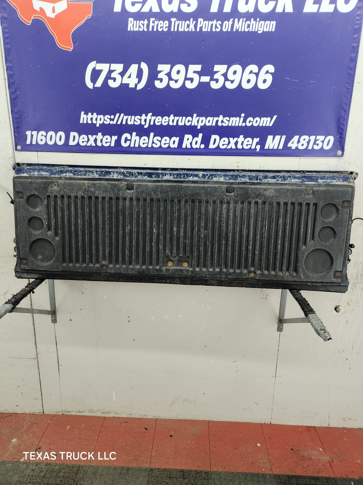 1999-2007 Chevrolet Silverado / GMC Sierra 1500 2500 3500 Tailgate