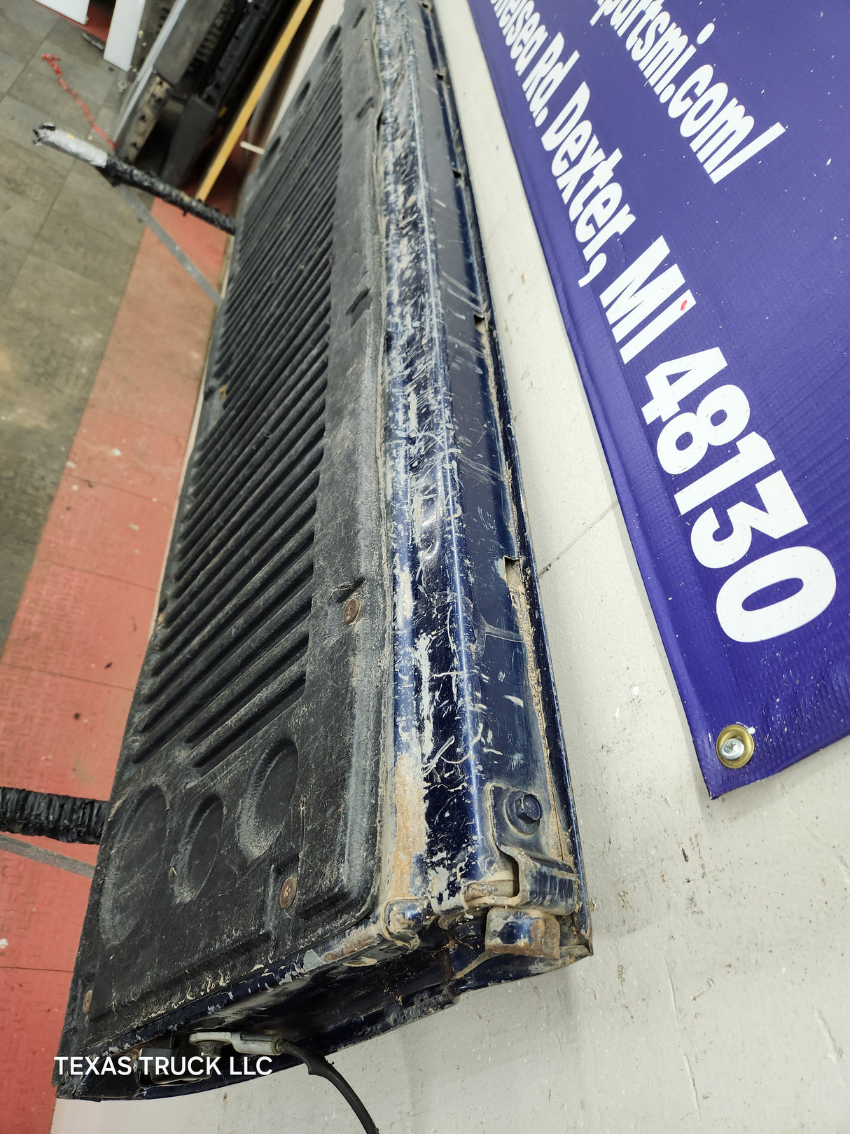 1999-2007 Chevrolet Silverado / GMC Sierra 1500 2500 3500 Tailgate