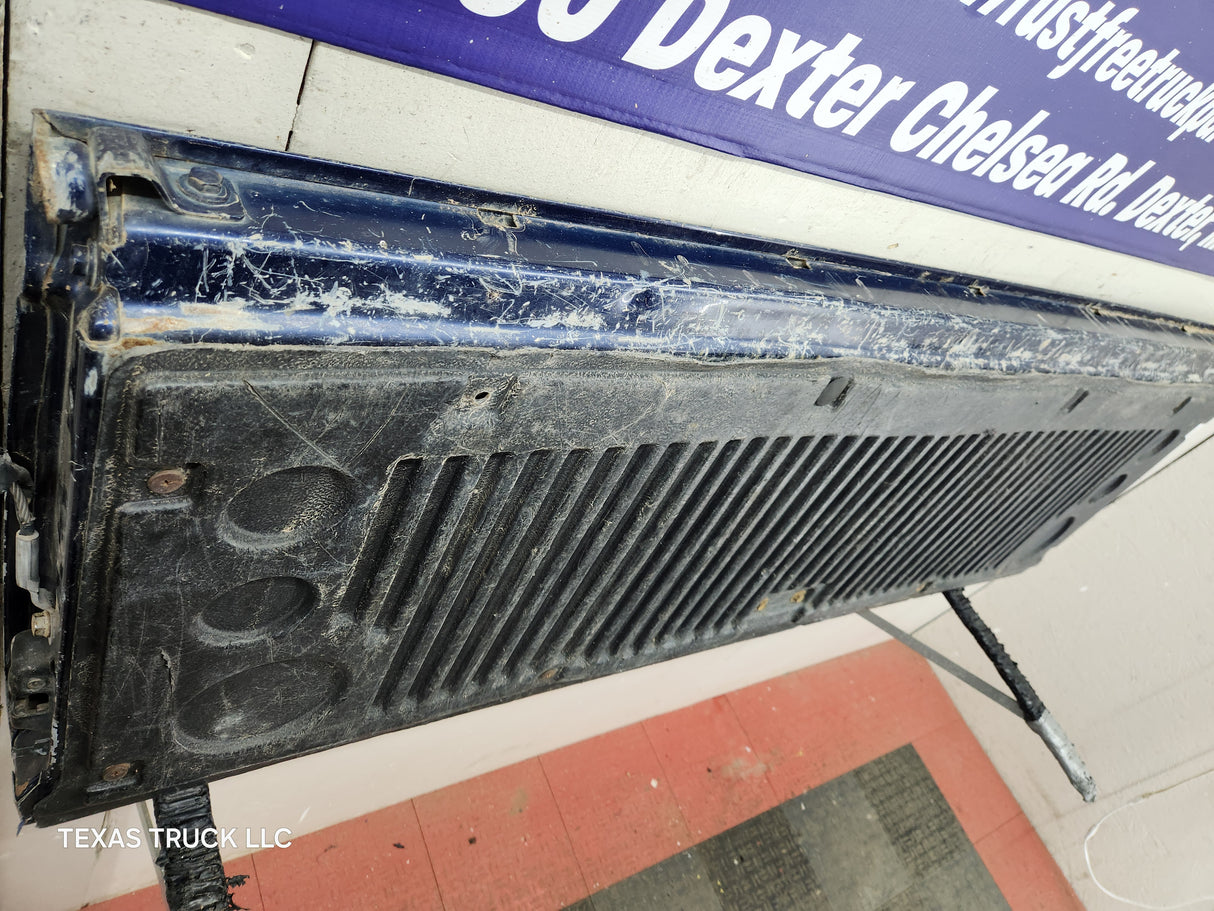 1999-2007 Chevrolet Silverado / GMC Sierra 1500 2500 3500 Tailgate