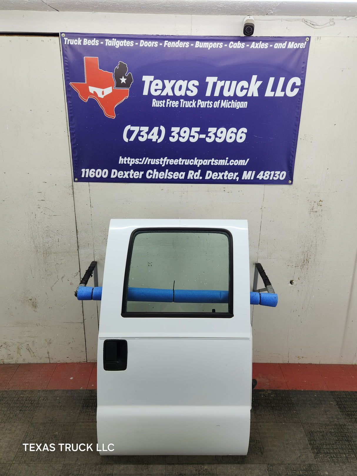 1999-2011 Ford Super Duty F250 F350 F450 F550 RH Crew Cab Passenger Side Rear Door Oxford White