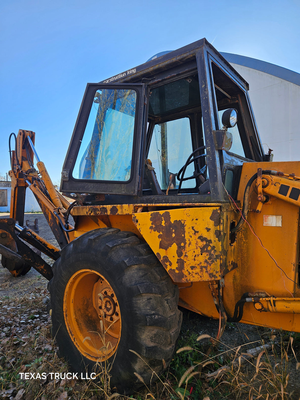 1975-1980 Case 580C Backhoe - FULL PART OUT