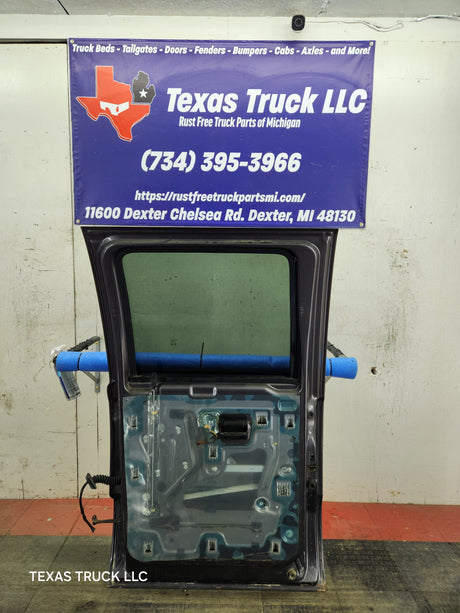 1999-2011 Ford Super Duty F250 F350 F450 F550 RH Crew Cab Passenger Side Rear Door Grey