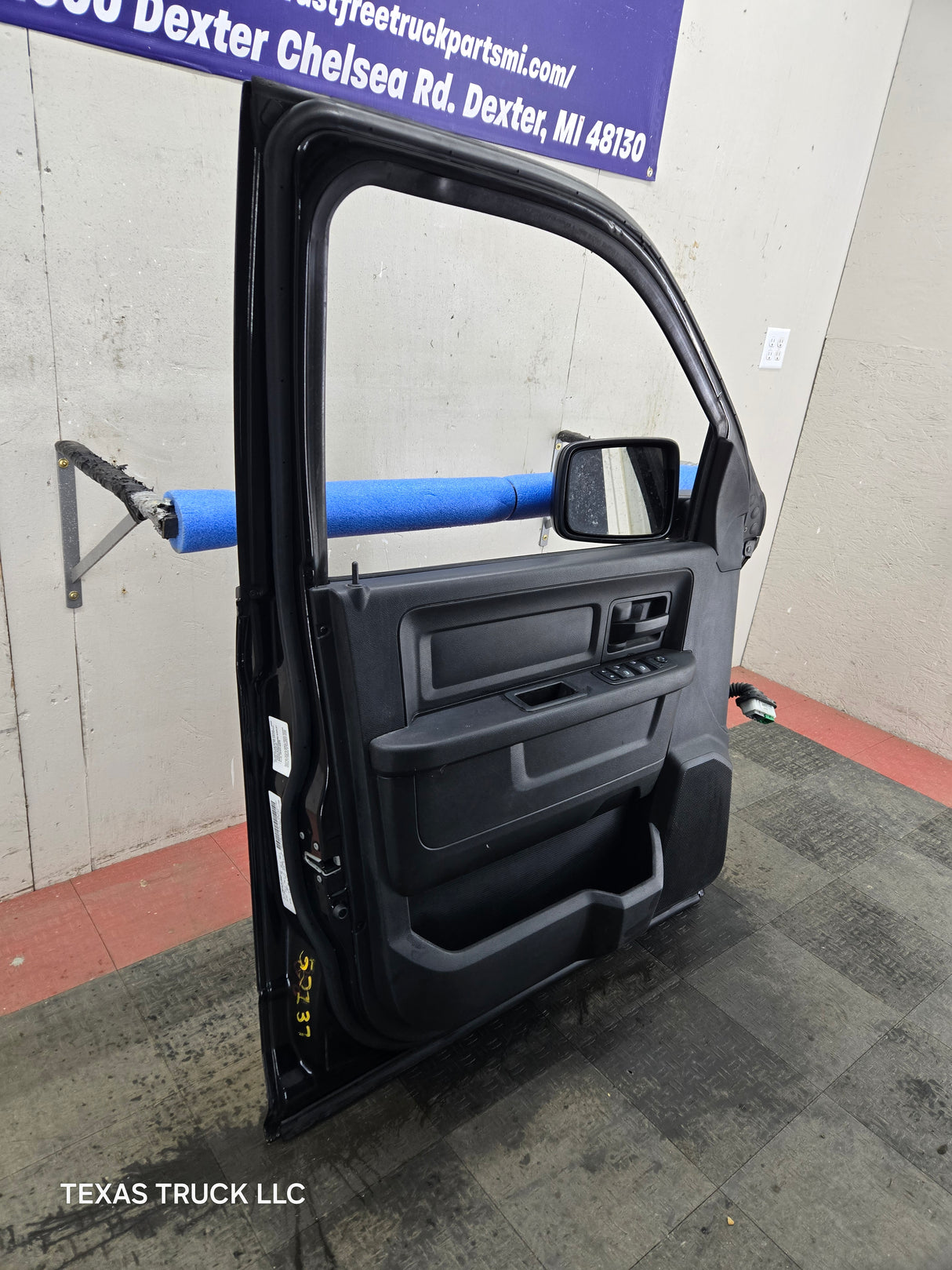 2009-2018 Dodge Ram 4th Gen Driver Side LH Front Quad Cab Door 1500 2500 3500 4500 5500