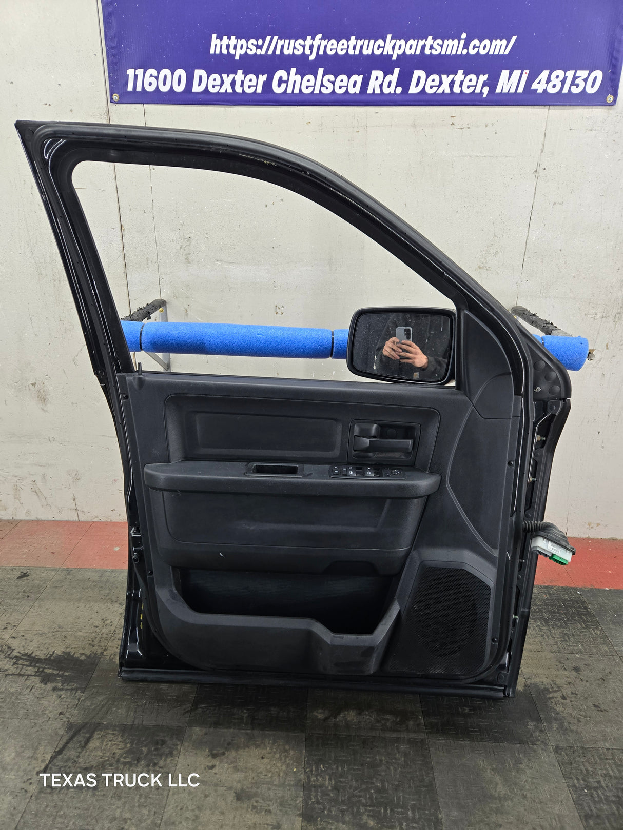 2009-2018 Dodge Ram 4th Gen Driver Side LH Front Quad Cab Door 1500 2500 3500 4500 5500