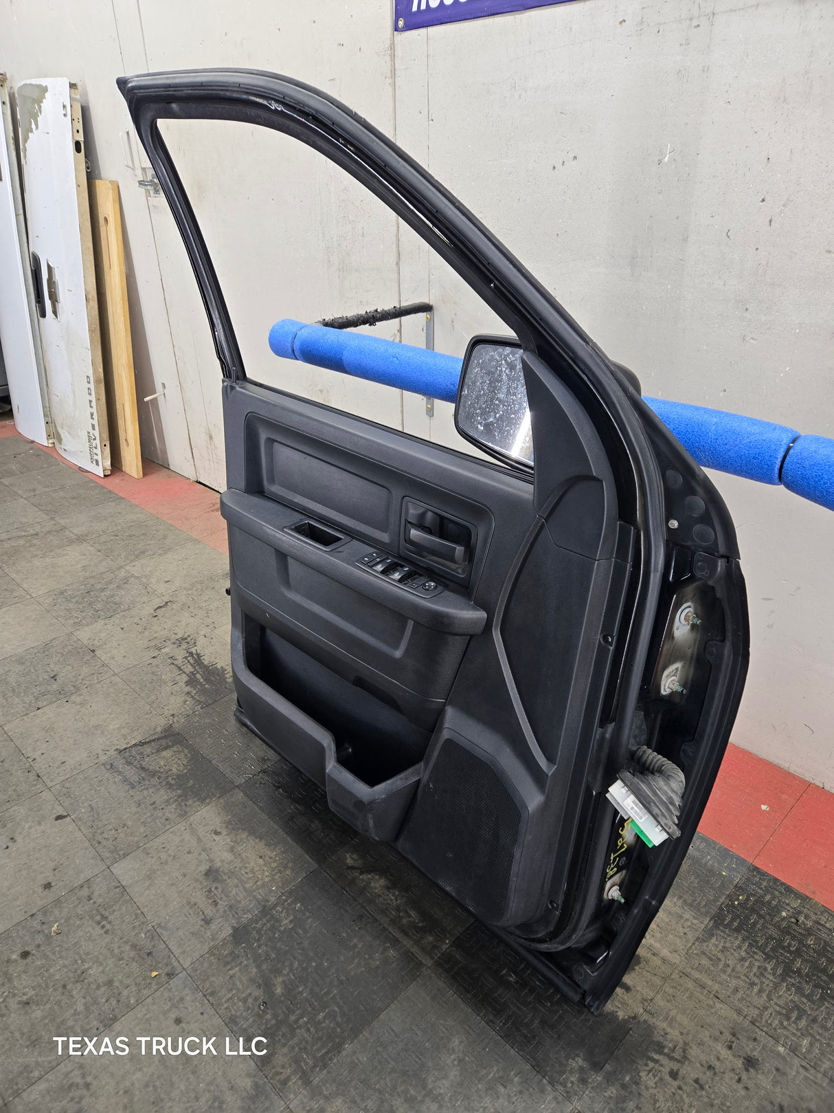 2009-2018 Dodge Ram 4th Gen Driver Side LH Front Quad Cab Door 1500 2500 3500 4500 5500