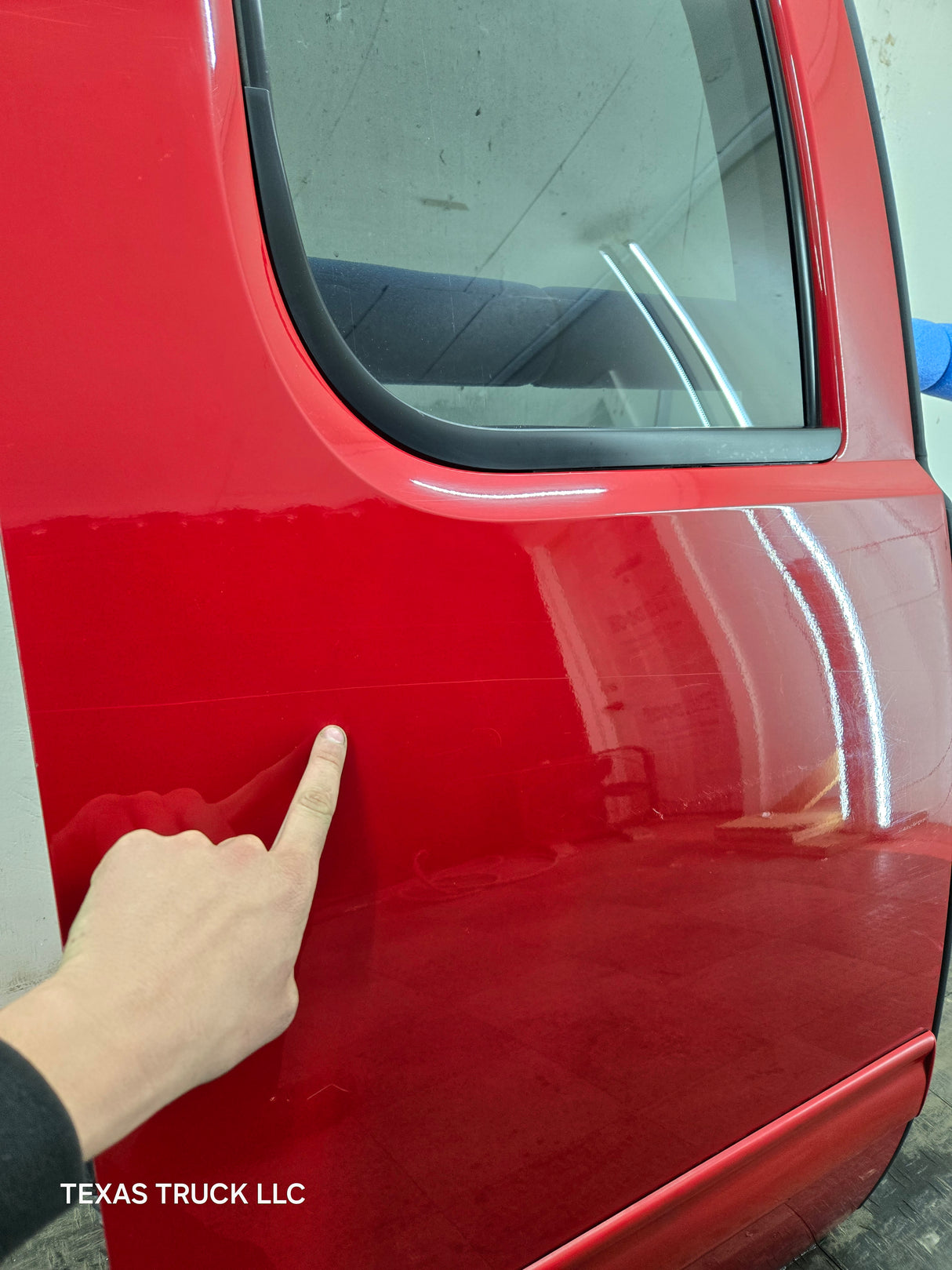 2007-2013 Chevrolet Silverado / GMC Sierra 1500 2500 3500 HD Extended Cab RH Rear Passenger Side Door