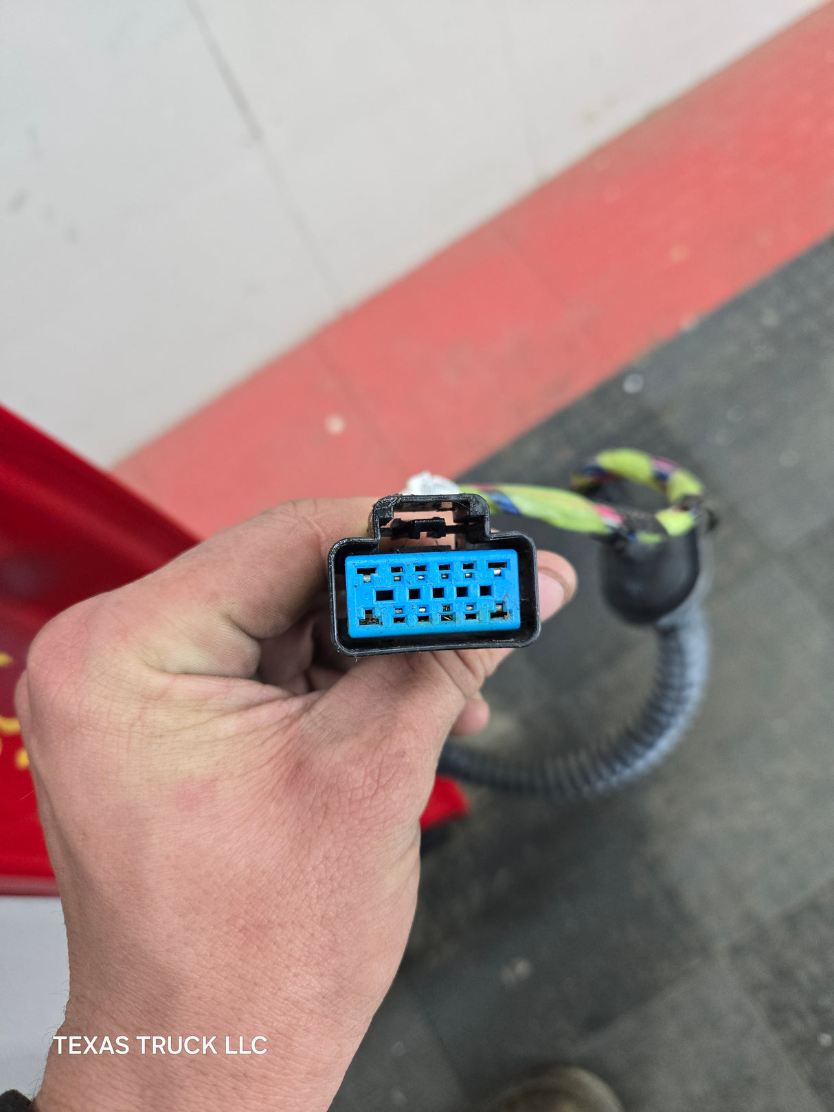 2007-2013 Chevrolet Silverado / GMC Sierra 1500 2500 3500 HD Extended Cab RH Rear Passenger Side Door