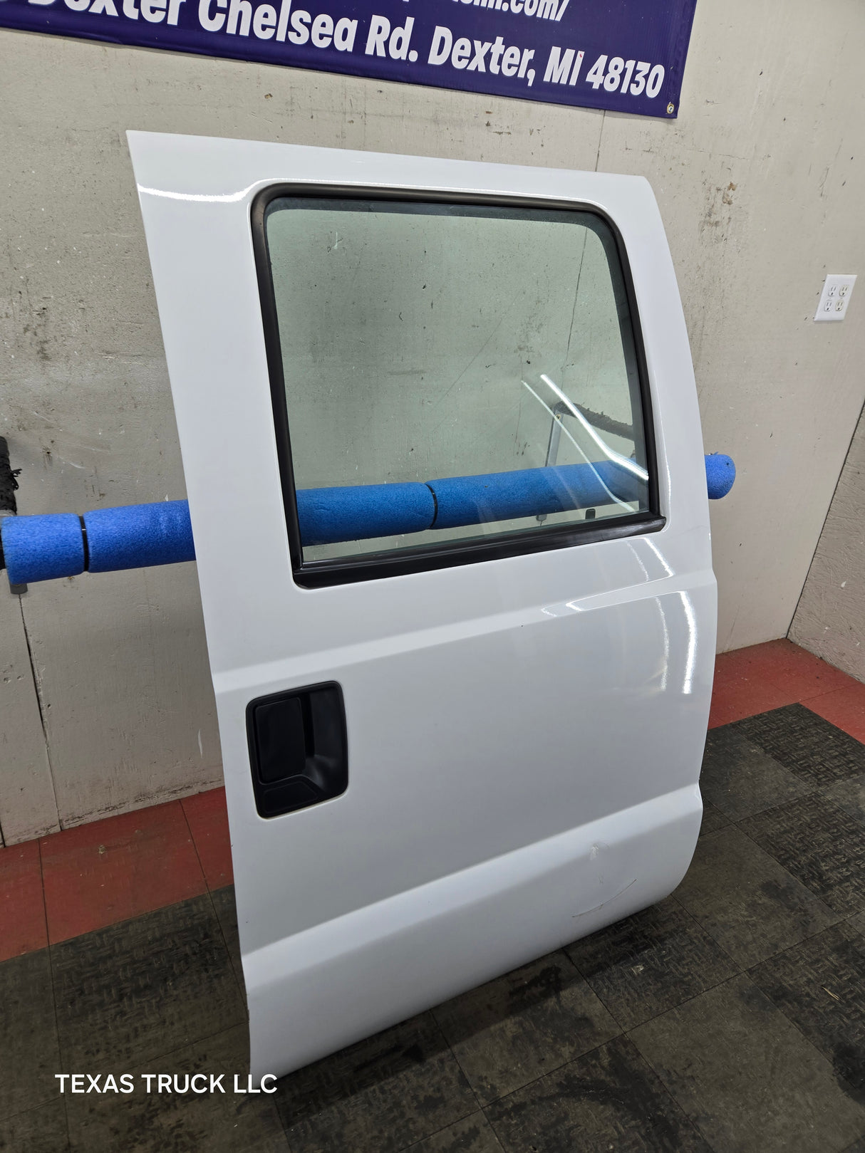 1999-2016 Ford Super Duty F250 F350 F450 F550 RH Crew Cab Passenger Side Rear Door