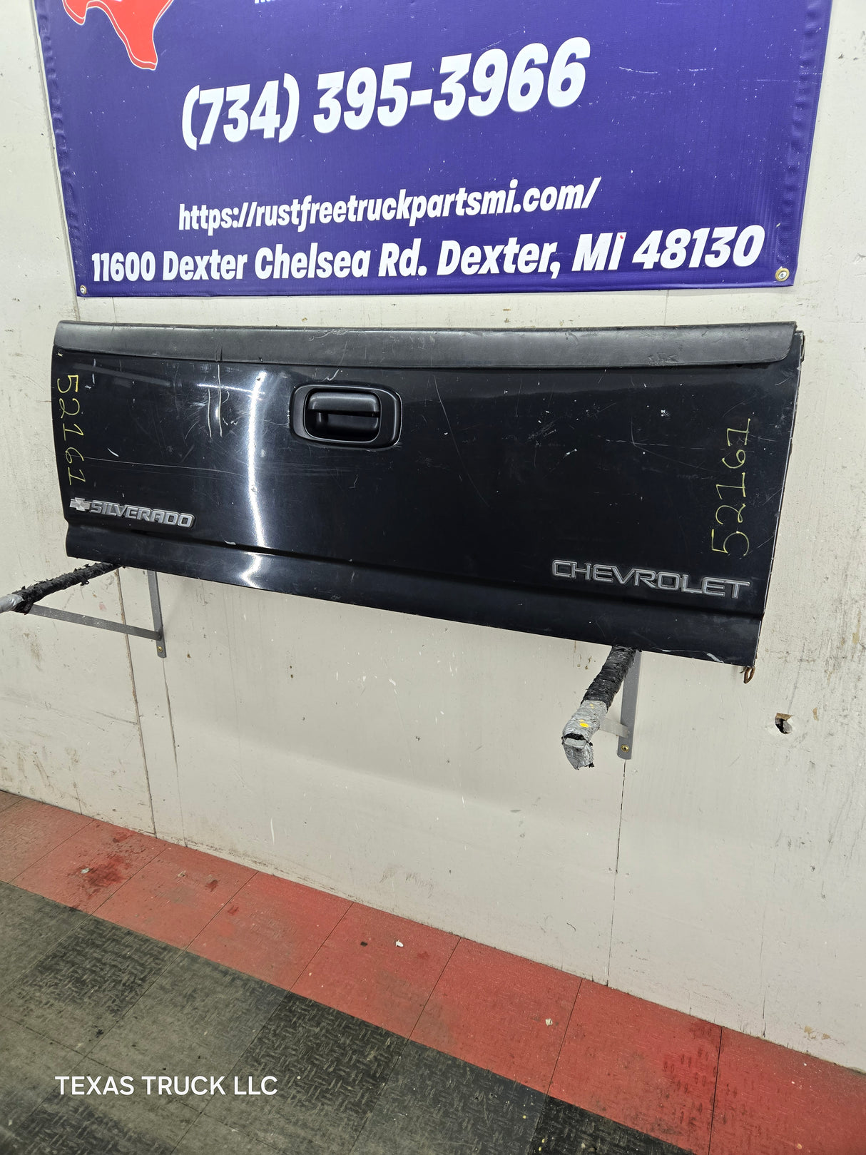 1999-2007 Chevrolet Silverado / GMC Sierra 1500 2500 3500 Tailgate