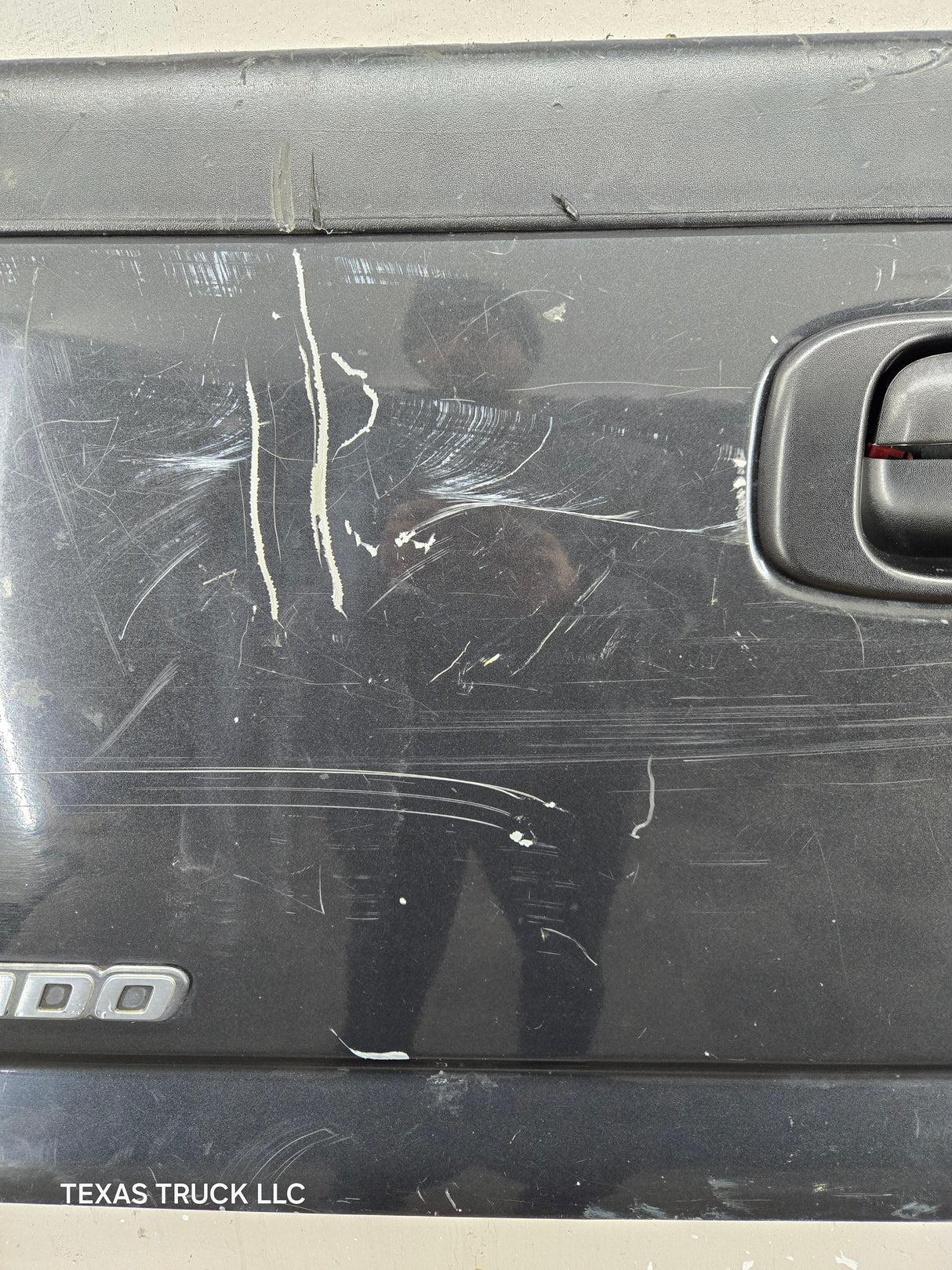 1999-2007 Chevrolet Silverado / GMC Sierra 1500 2500 3500 Tailgate