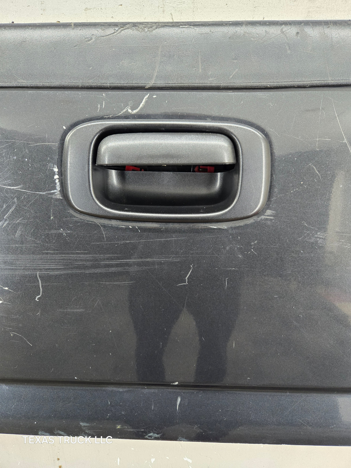 1999-2007 Chevrolet Silverado / GMC Sierra 1500 2500 3500 Tailgate