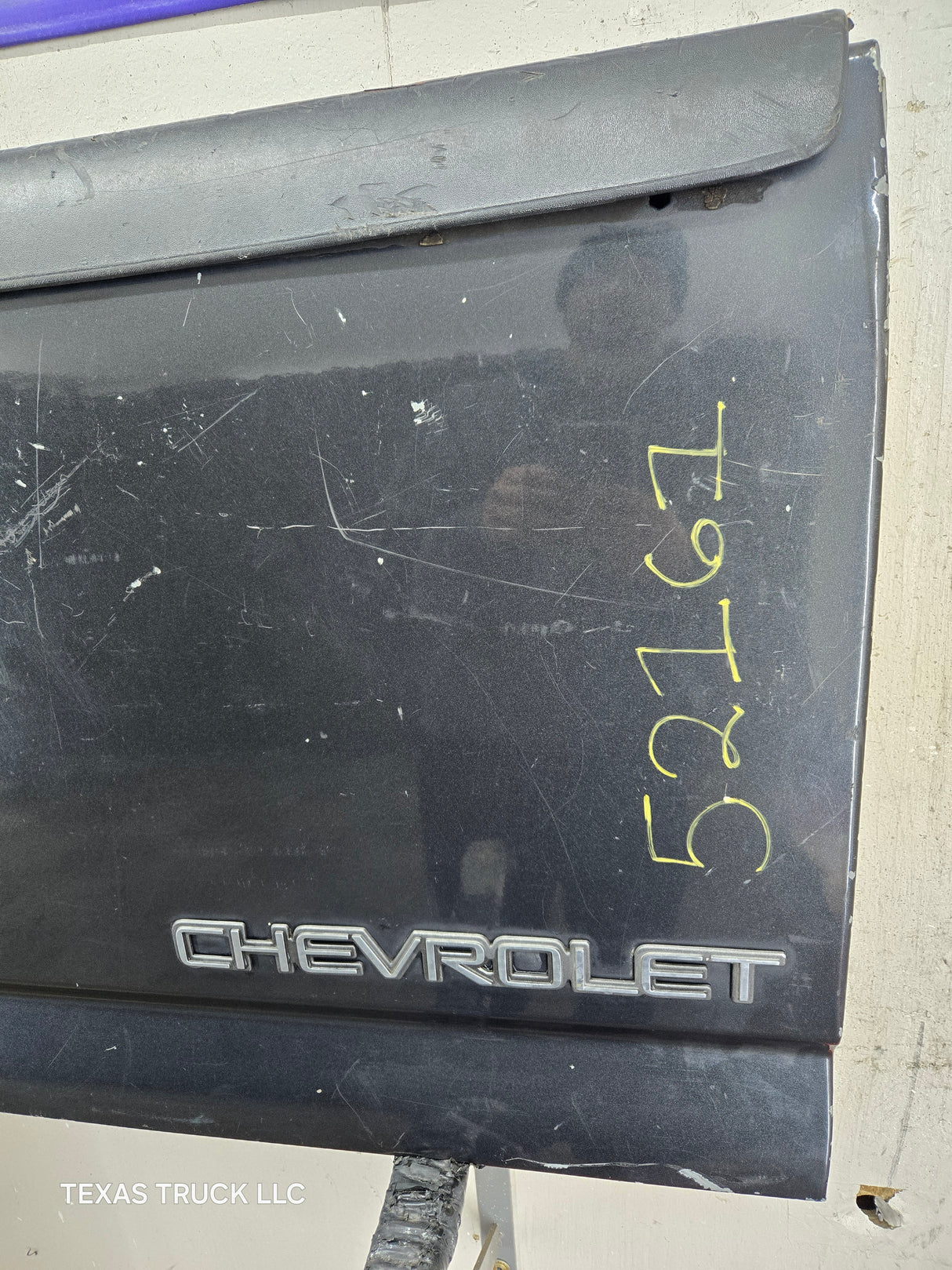 1999-2007 Chevrolet Silverado / GMC Sierra 1500 2500 3500 Tailgate