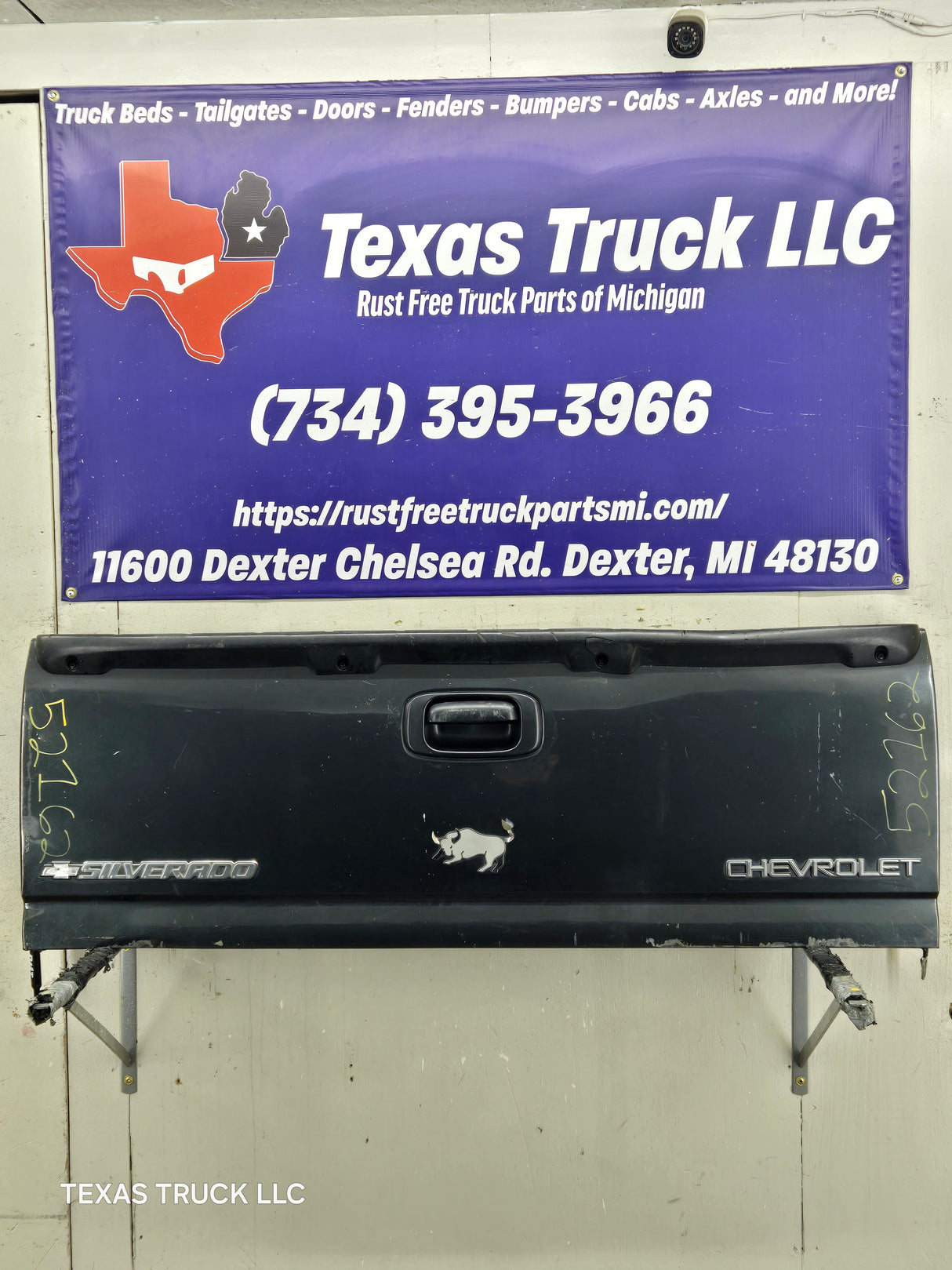 1999-2007 Chevrolet Silverado / GMC Sierra 1500 2500 3500 Tailgate