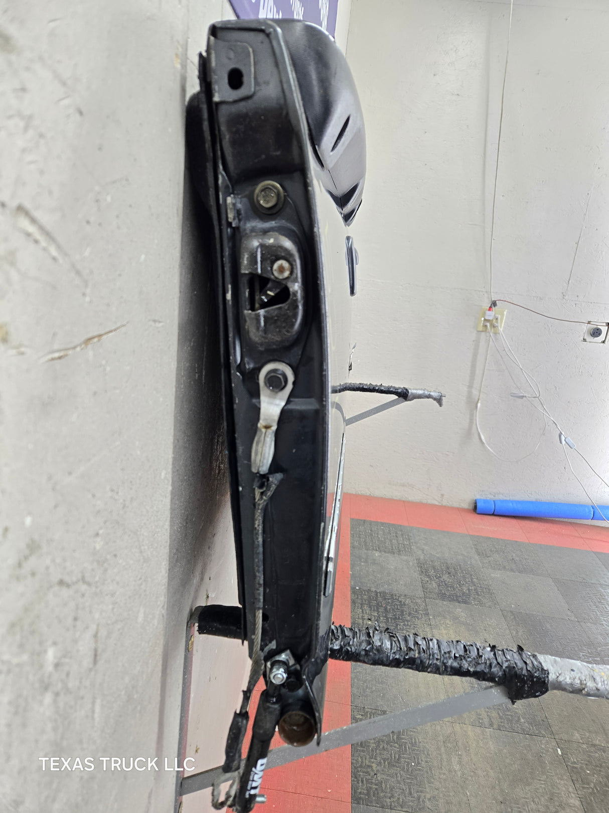 1999-2007 Chevrolet Silverado / GMC Sierra 1500 2500 3500 Tailgate