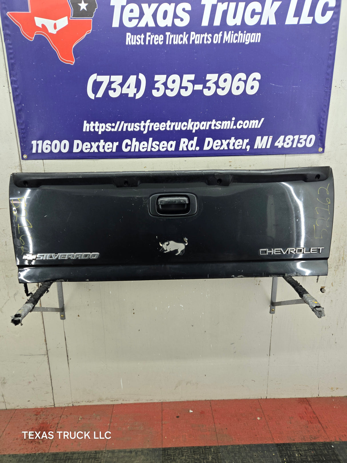 1999-2007 Chevrolet Silverado / GMC Sierra 1500 2500 3500 Tailgate