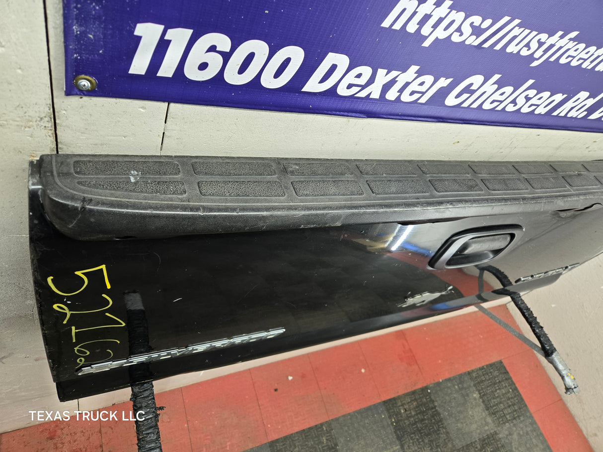 1999-2007 Chevrolet Silverado / GMC Sierra 1500 2500 3500 Tailgate