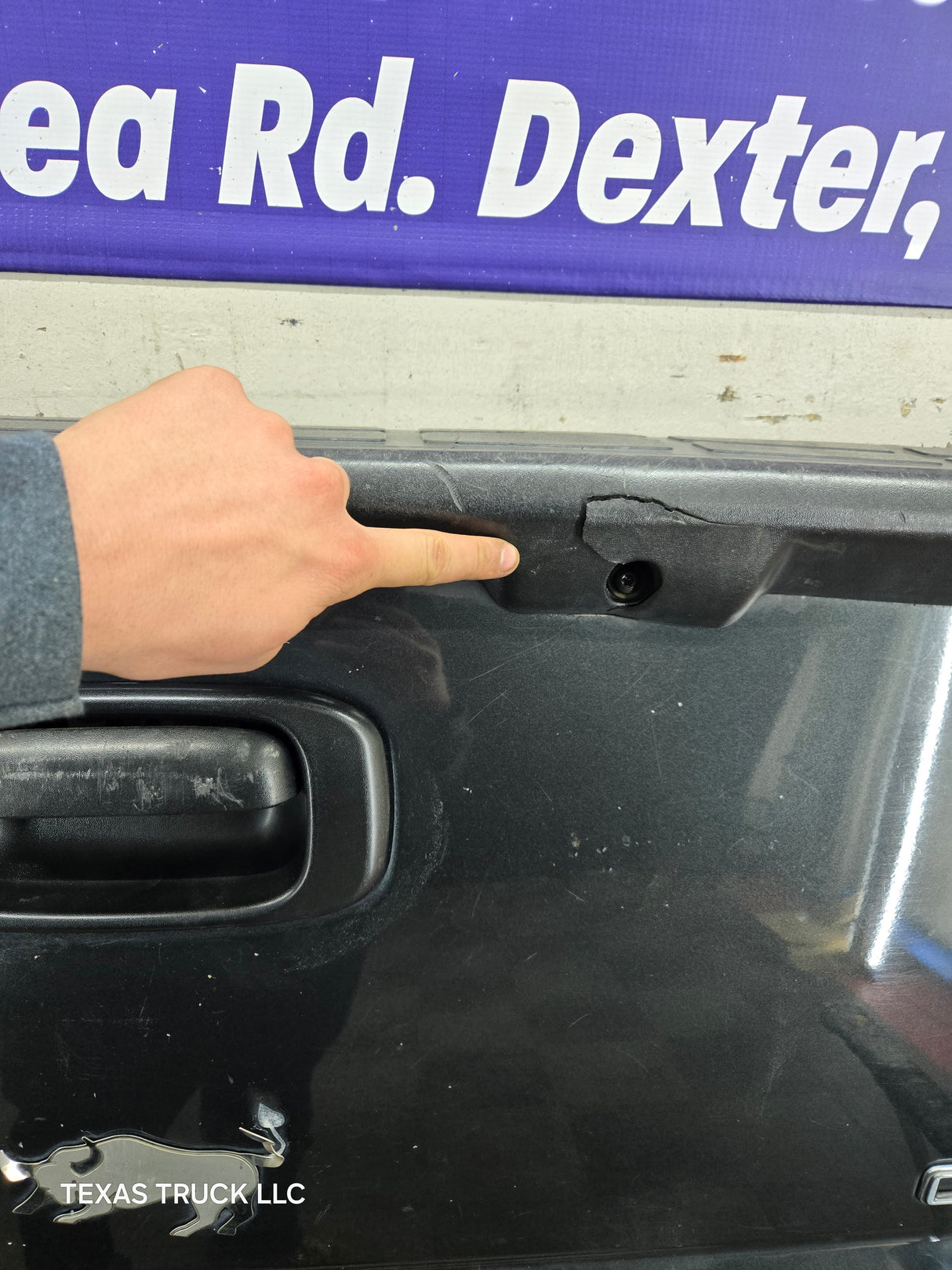 1999-2007 Chevrolet Silverado / GMC Sierra 1500 2500 3500 Tailgate