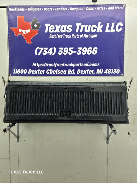 1999-2007 Chevrolet Silverado / GMC Sierra 1500 2500 3500 Tailgate